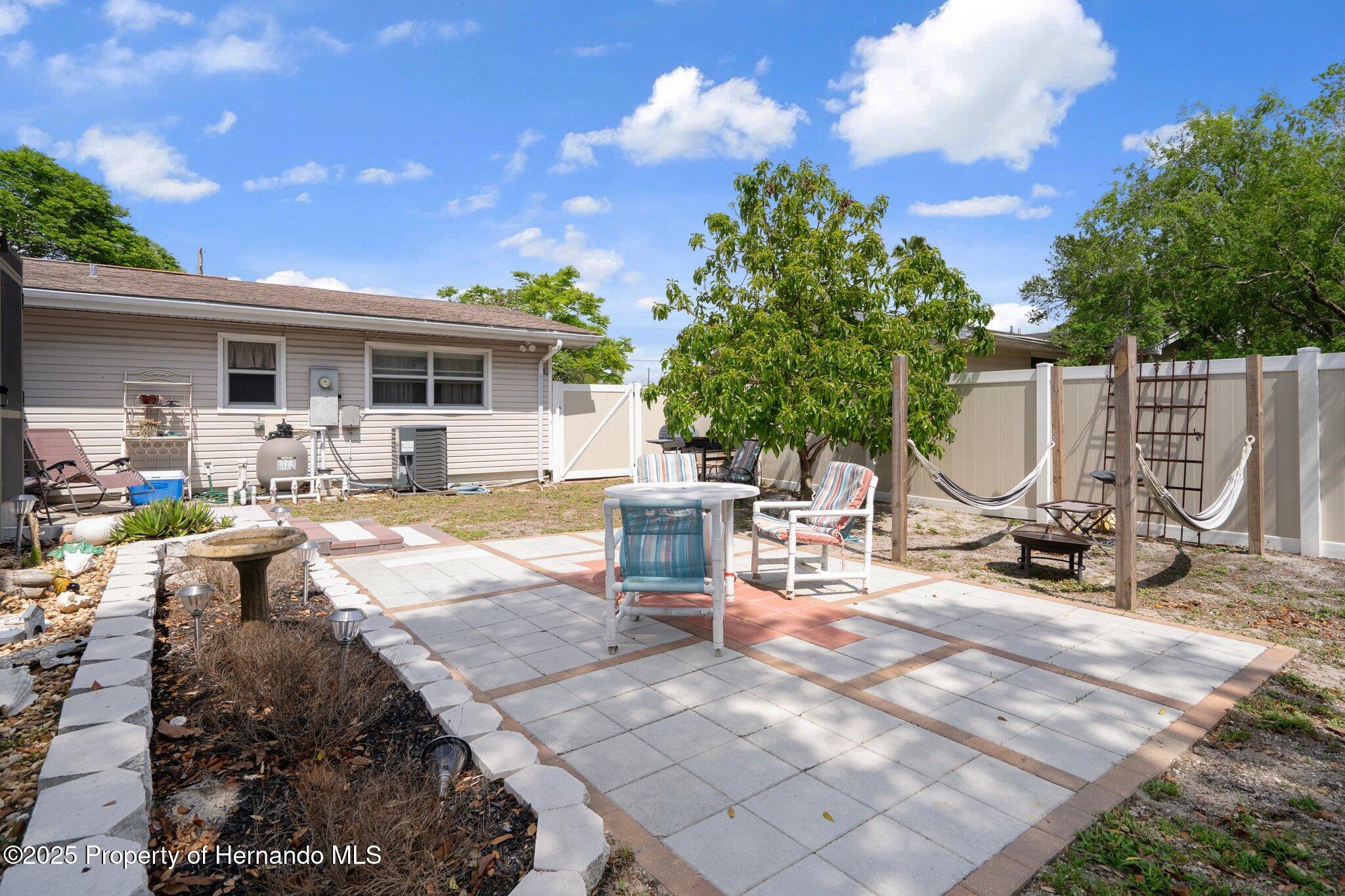 9414 Northcliffe Boulevard, Spring Hill, Florida image 48
