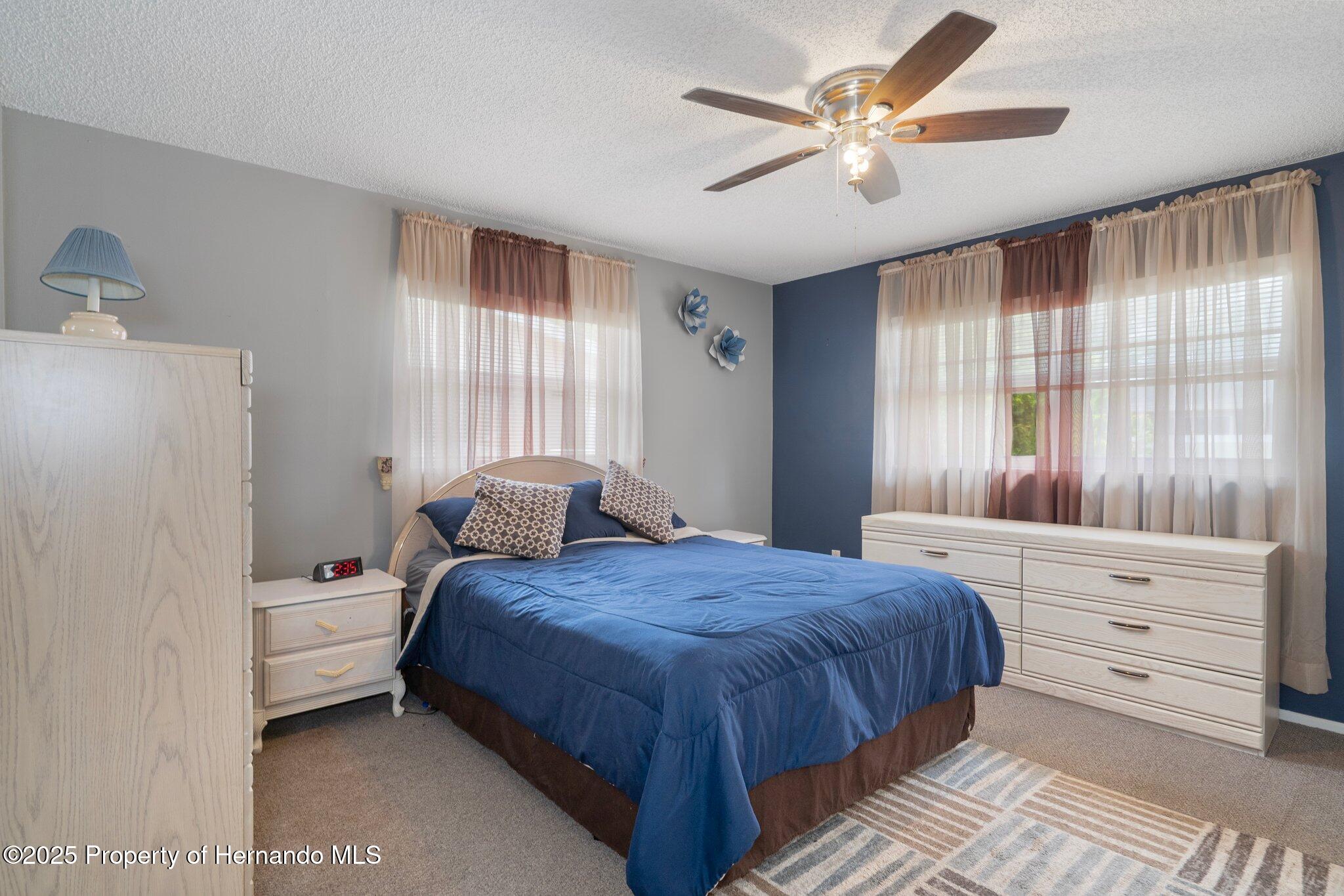 9414 Northcliffe Boulevard, Spring Hill, Florida image 25