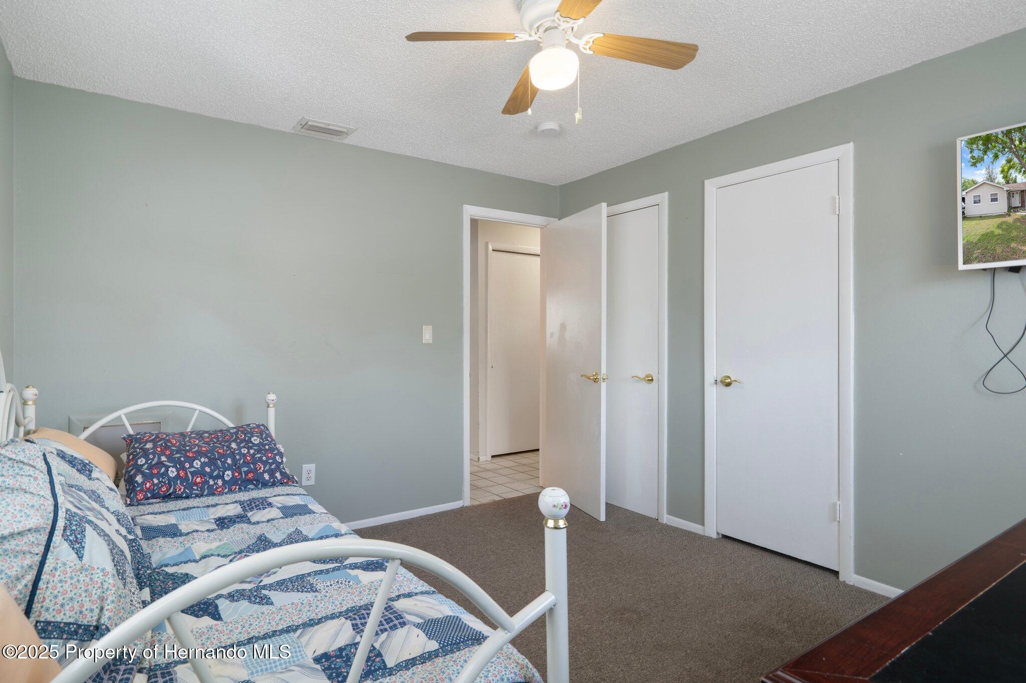 9414 Northcliffe Boulevard, Spring Hill, Florida image 38