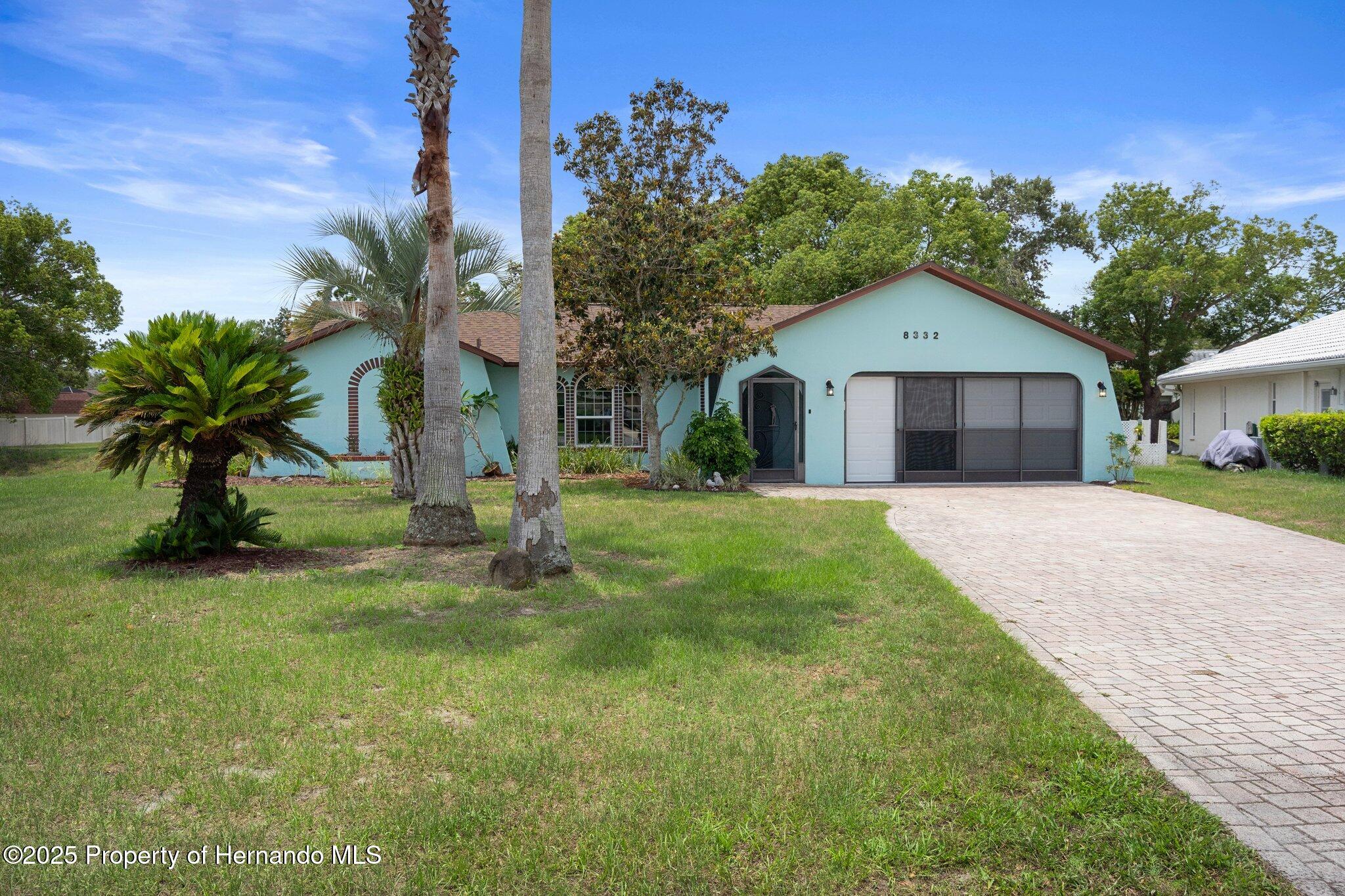 8332 Berkeley Manor Boulevard, Spring Hill, Florida image 1