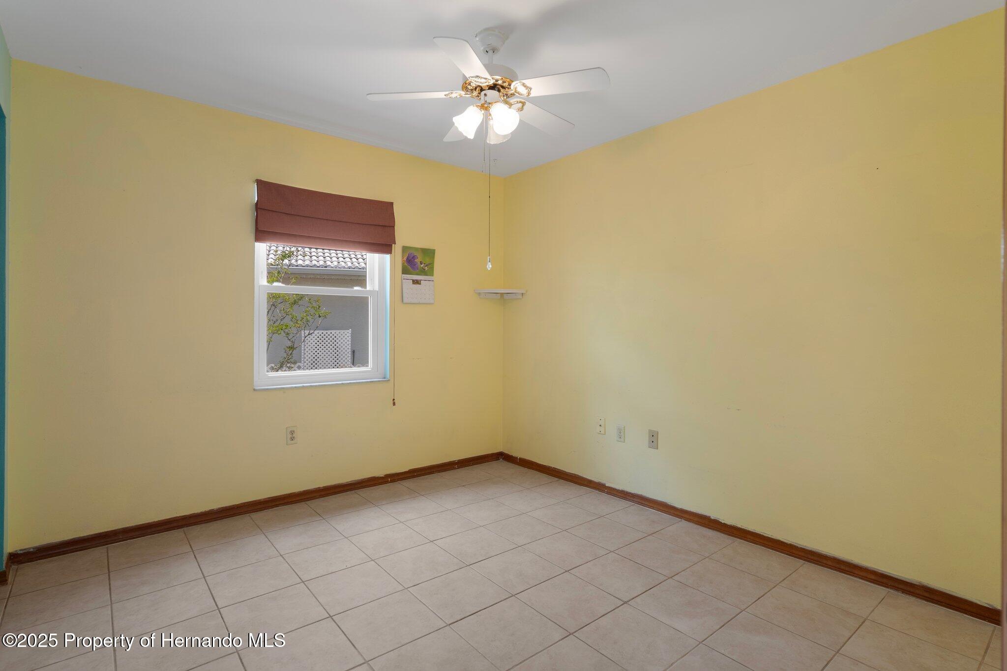 8332 Berkeley Manor Boulevard, Spring Hill, Florida image 29