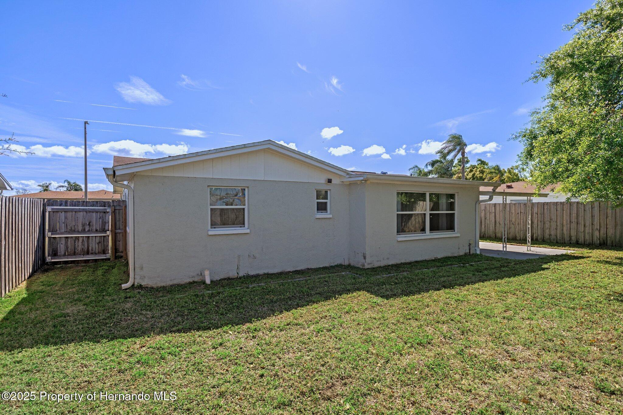 1721 Kenilworth Street, Holiday, Florida image 50