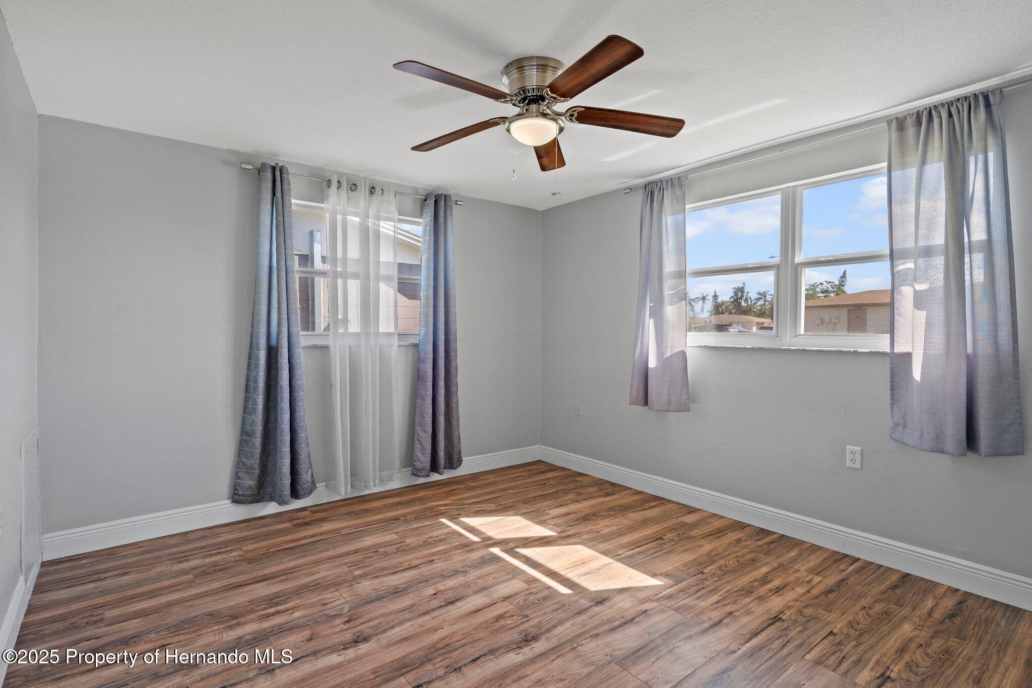 1721 Kenilworth Street, Holiday, Florida image 38