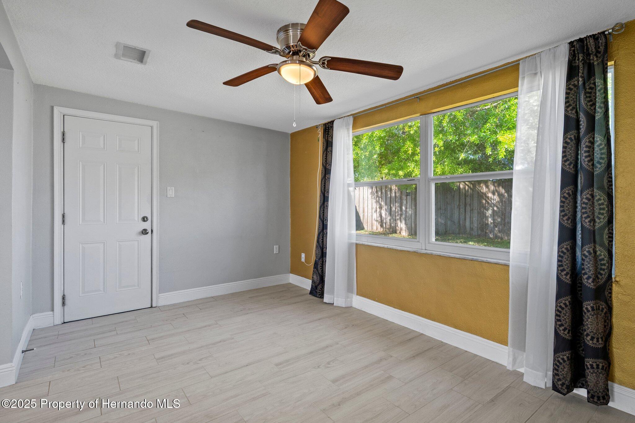 1721 Kenilworth Street, Holiday, Florida image 26