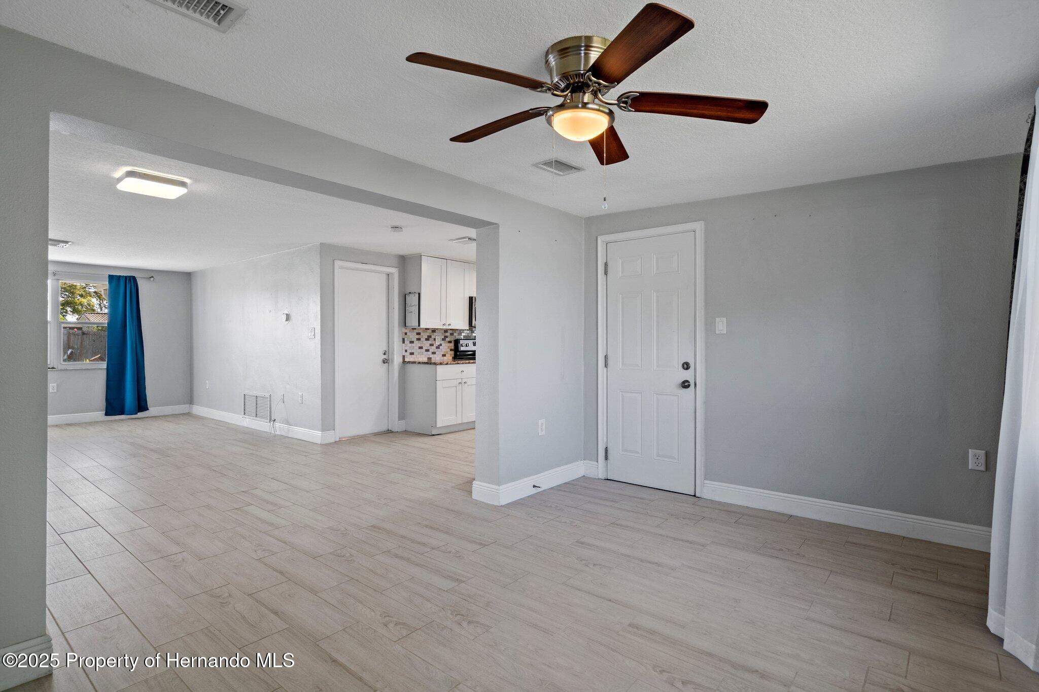 1721 Kenilworth Street, Holiday, Florida image 27
