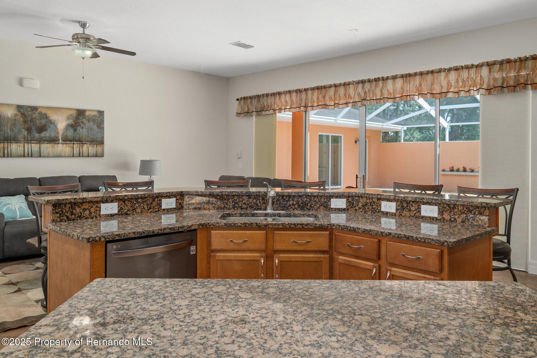 19263 Quiet Oak Lane, Brooksville, Florida image 7