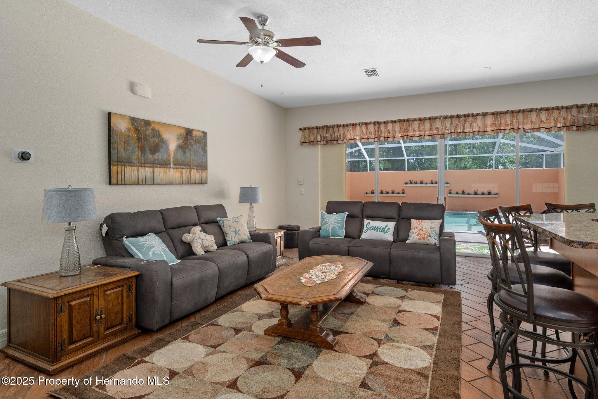 19263 Quiet Oak Lane, Brooksville, Florida image 2