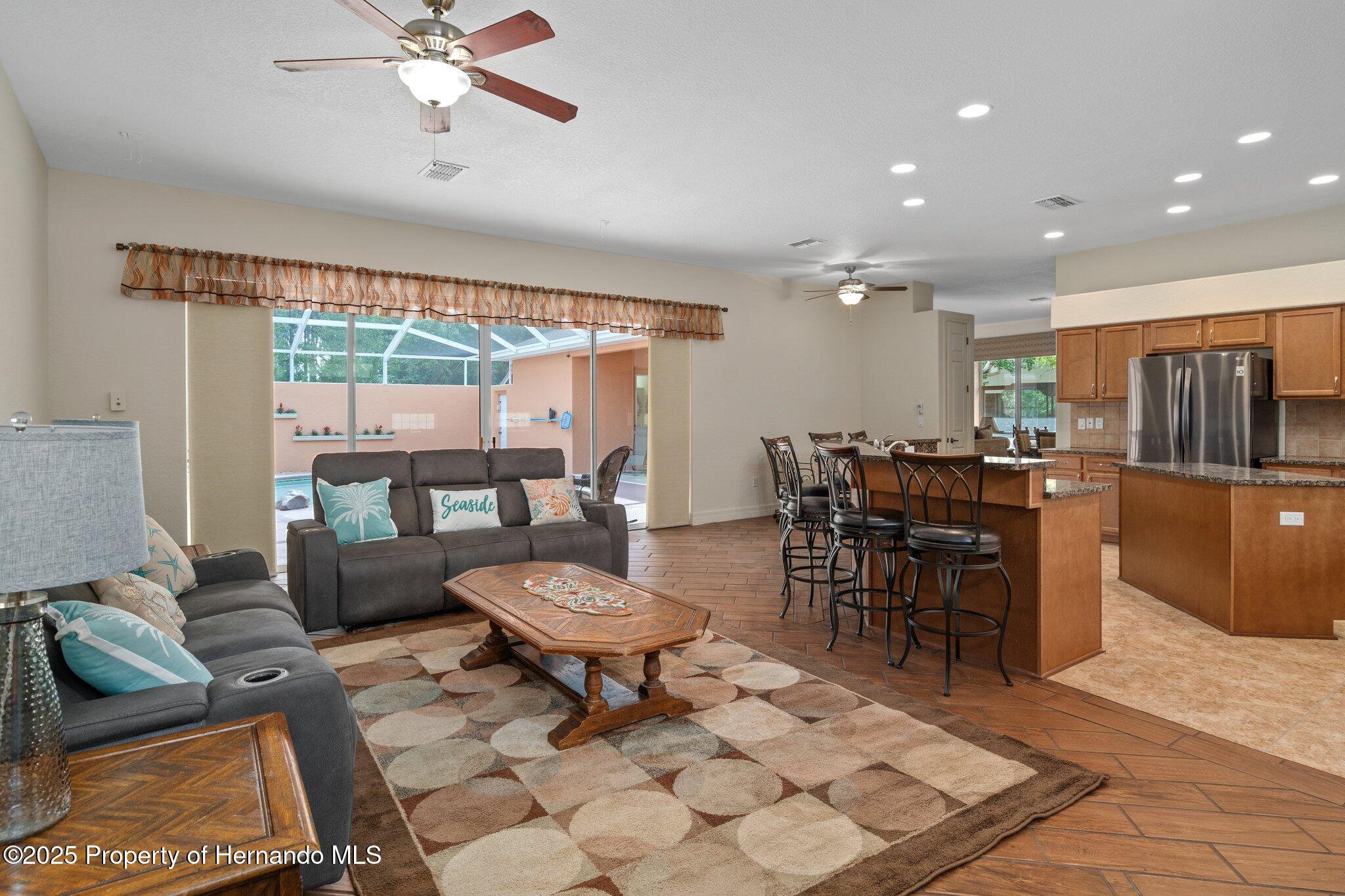 19263 Quiet Oak Lane, Brooksville, Florida image 3