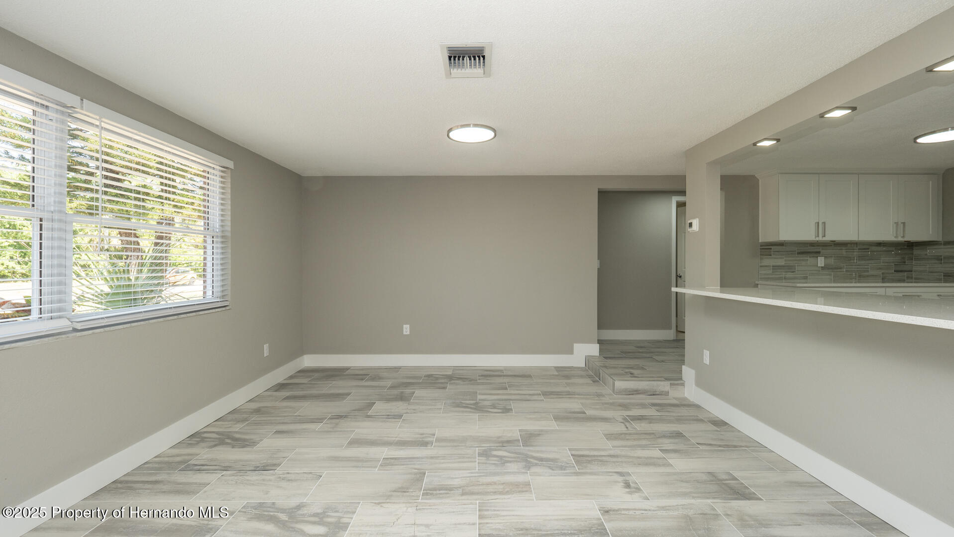 8522 Inwood Drive, Hudson, Florida image 7