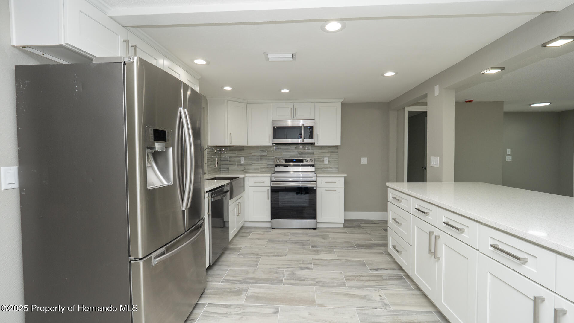 8522 Inwood Drive, Hudson, Florida image 10