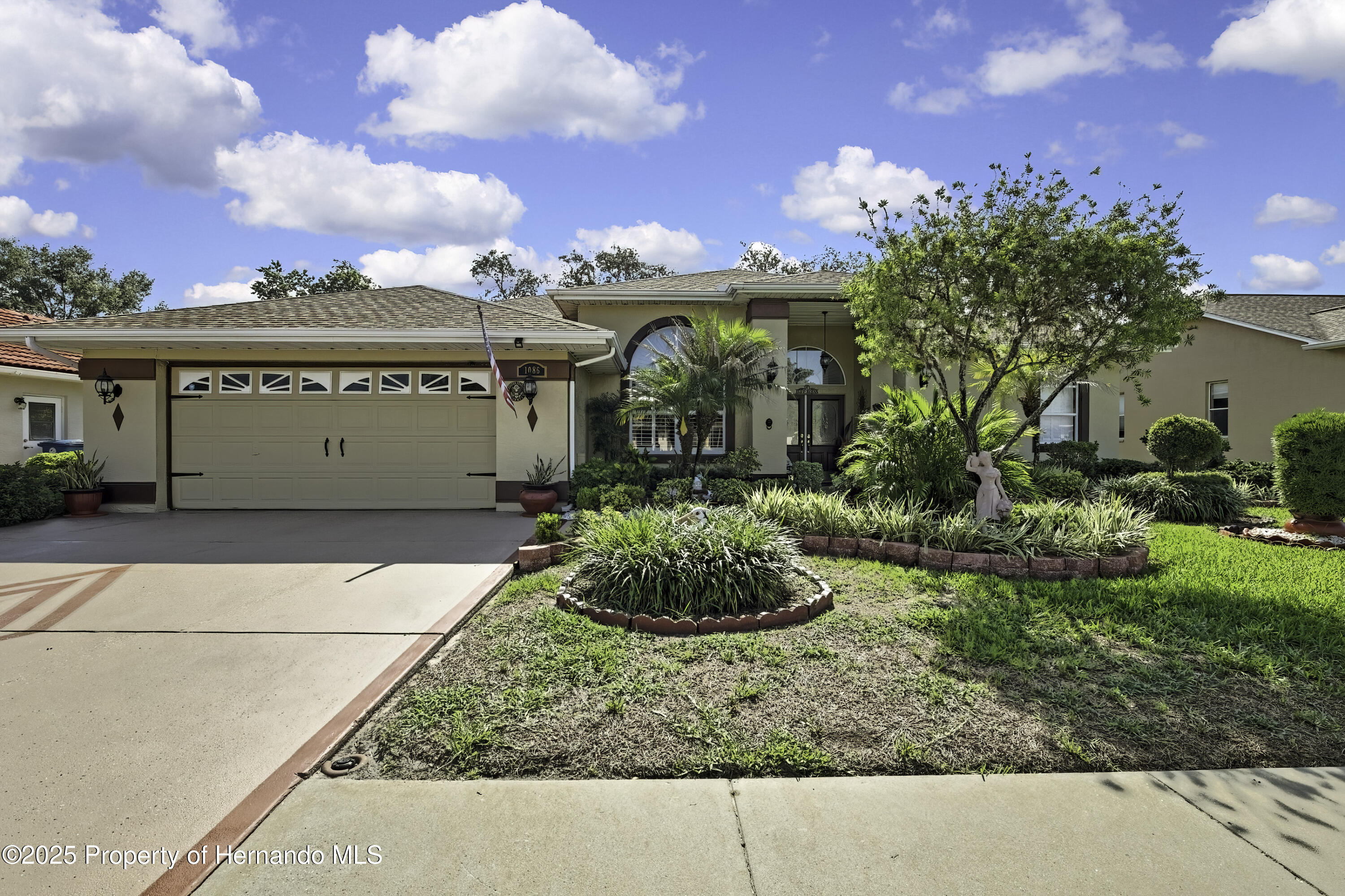 1086 Hook Drive, Spring Hill, Florida image 1