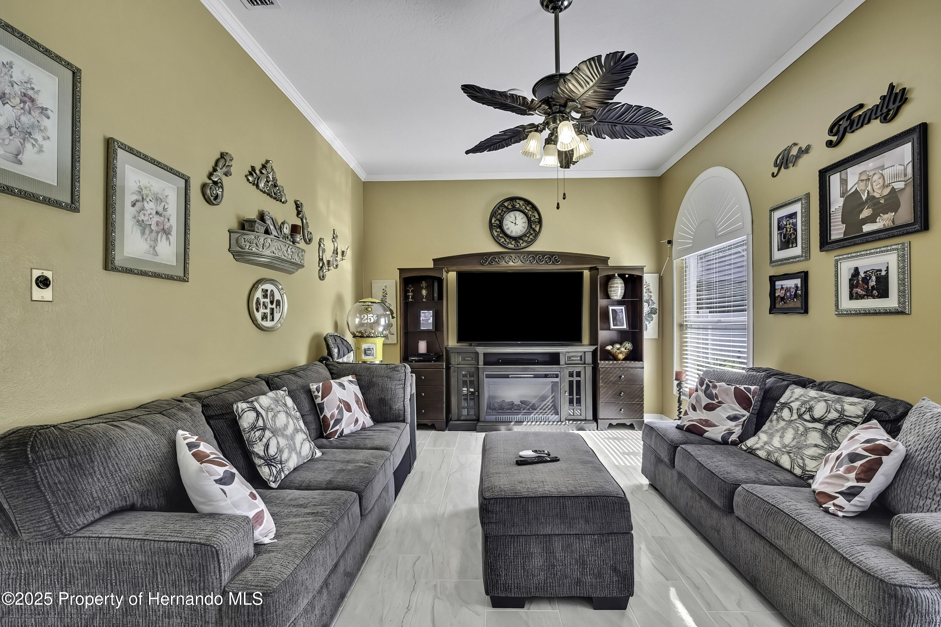 1086 Hook Drive, Spring Hill, Florida image 15