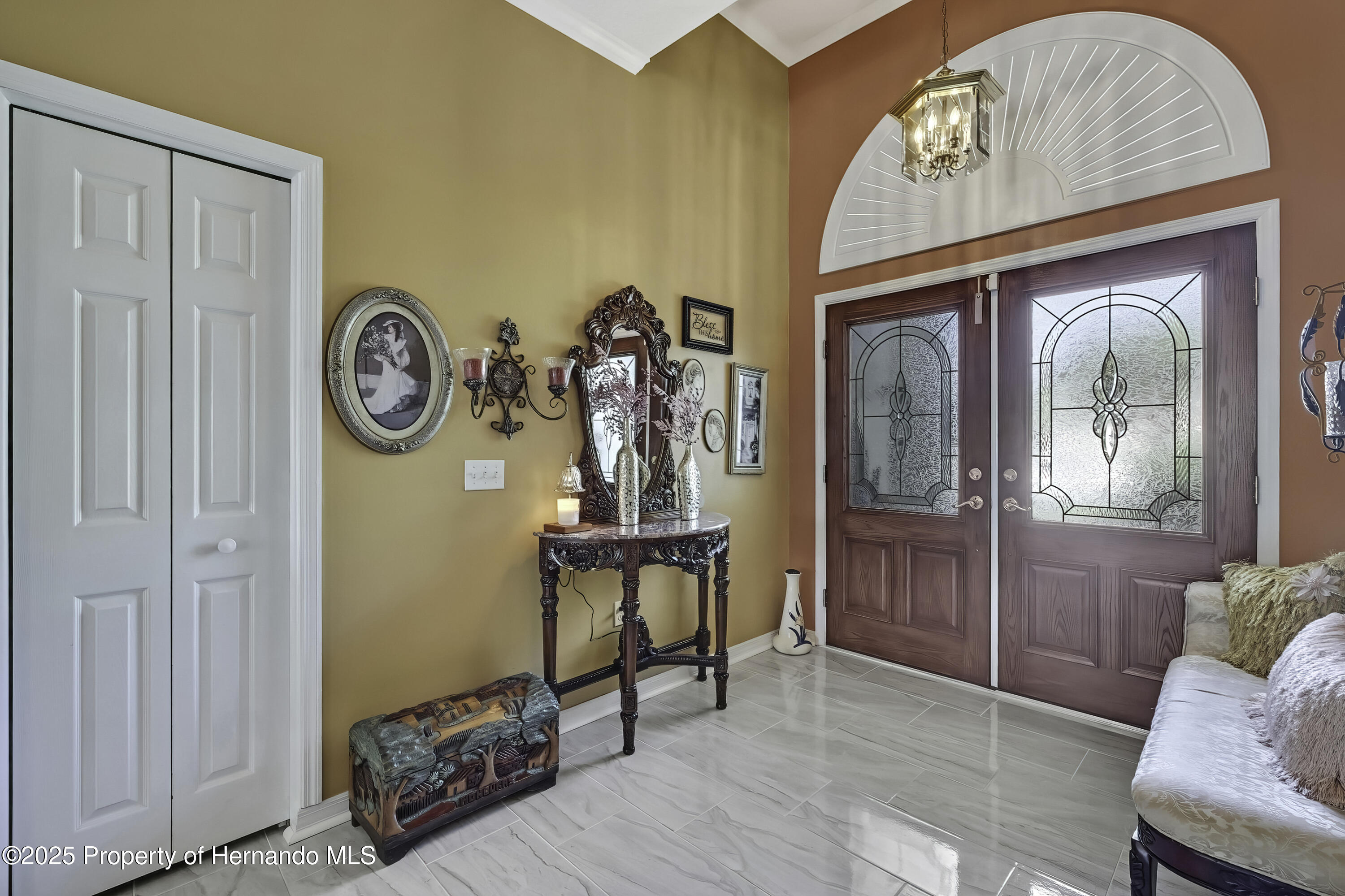 1086 Hook Drive, Spring Hill, Florida image 5