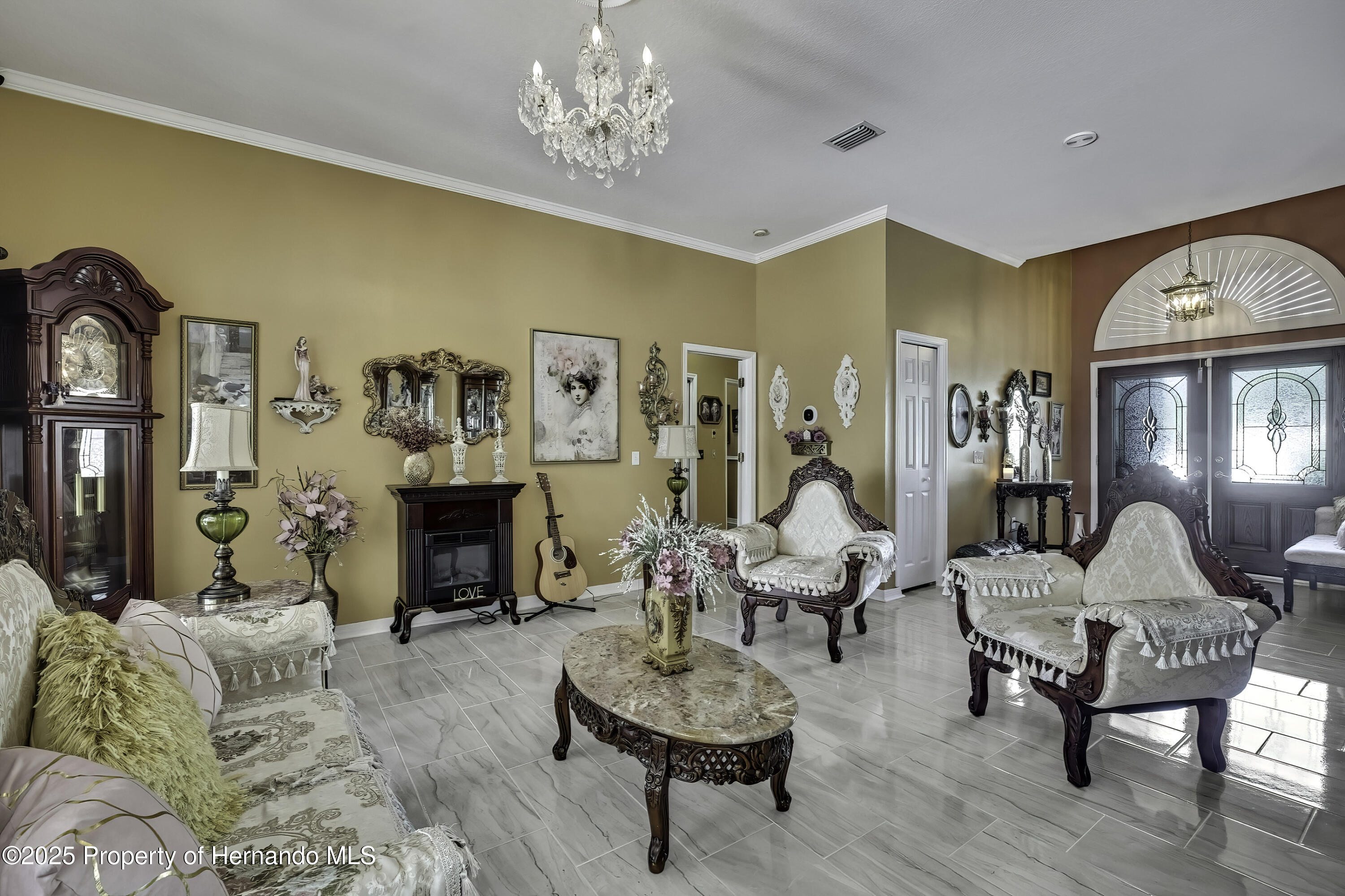 1086 Hook Drive, Spring Hill, Florida image 2