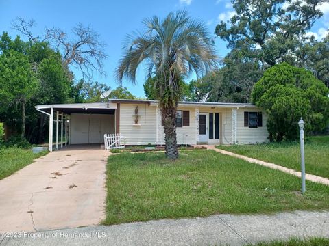 Homes For Rent - 595 Swallow Lane<br/> Spring Hill, FL 34606