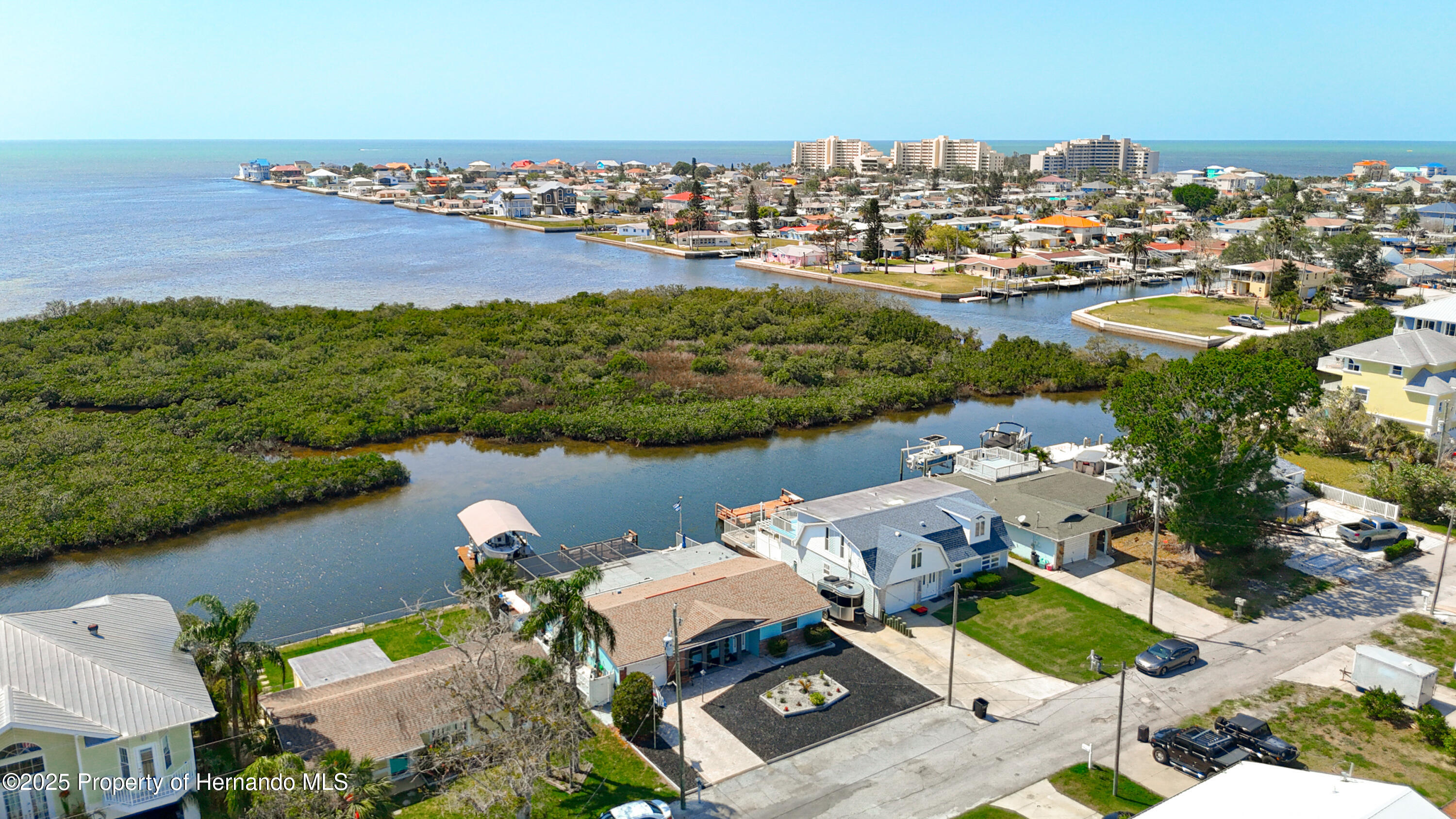 13415 Starfish Drive, Hudson, Florida image 6
