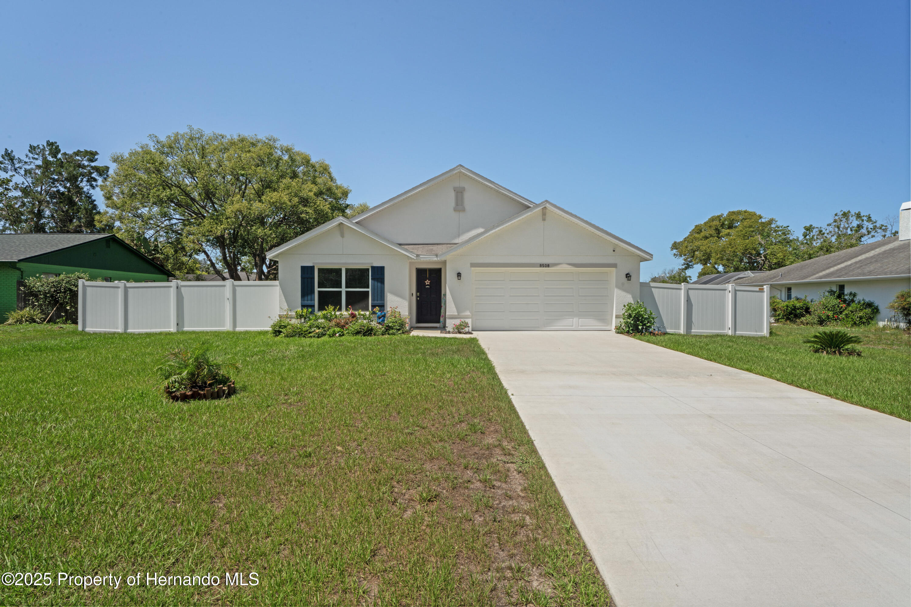 8508 Bay Drive, Spring Hill, Florida image 3