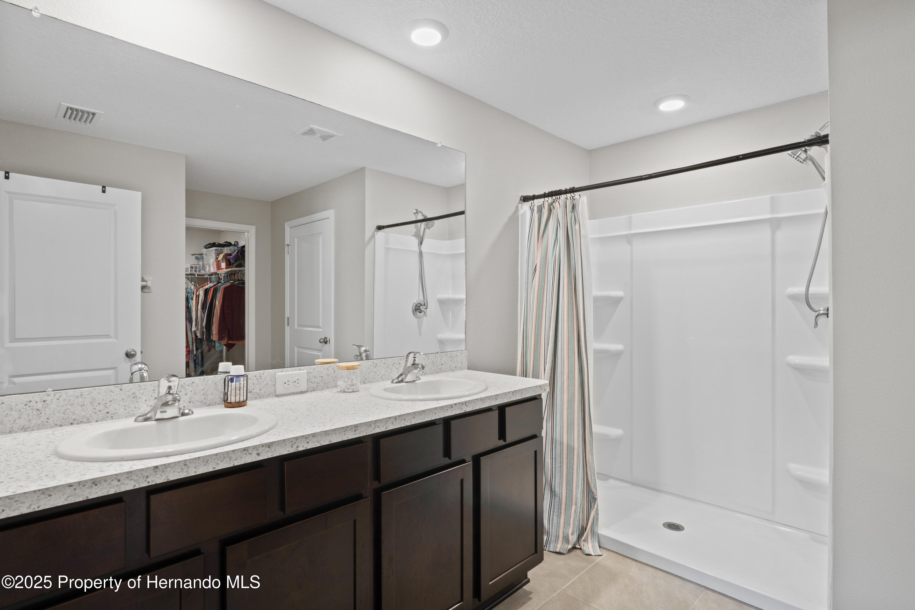 8508 Bay Drive, Spring Hill, Florida image 19