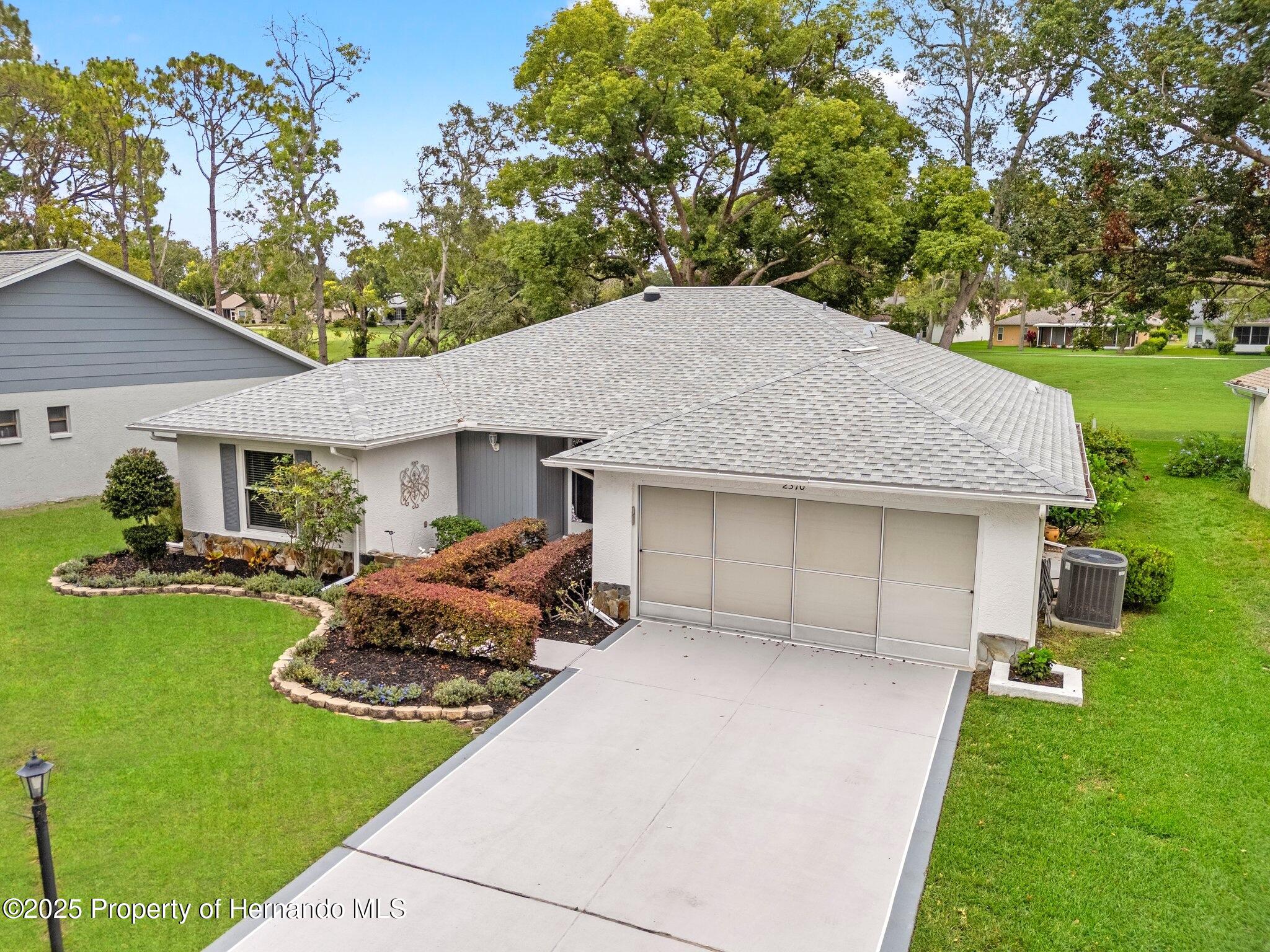 2310 Augusta Drive, Spring Hill, Florida image 2
