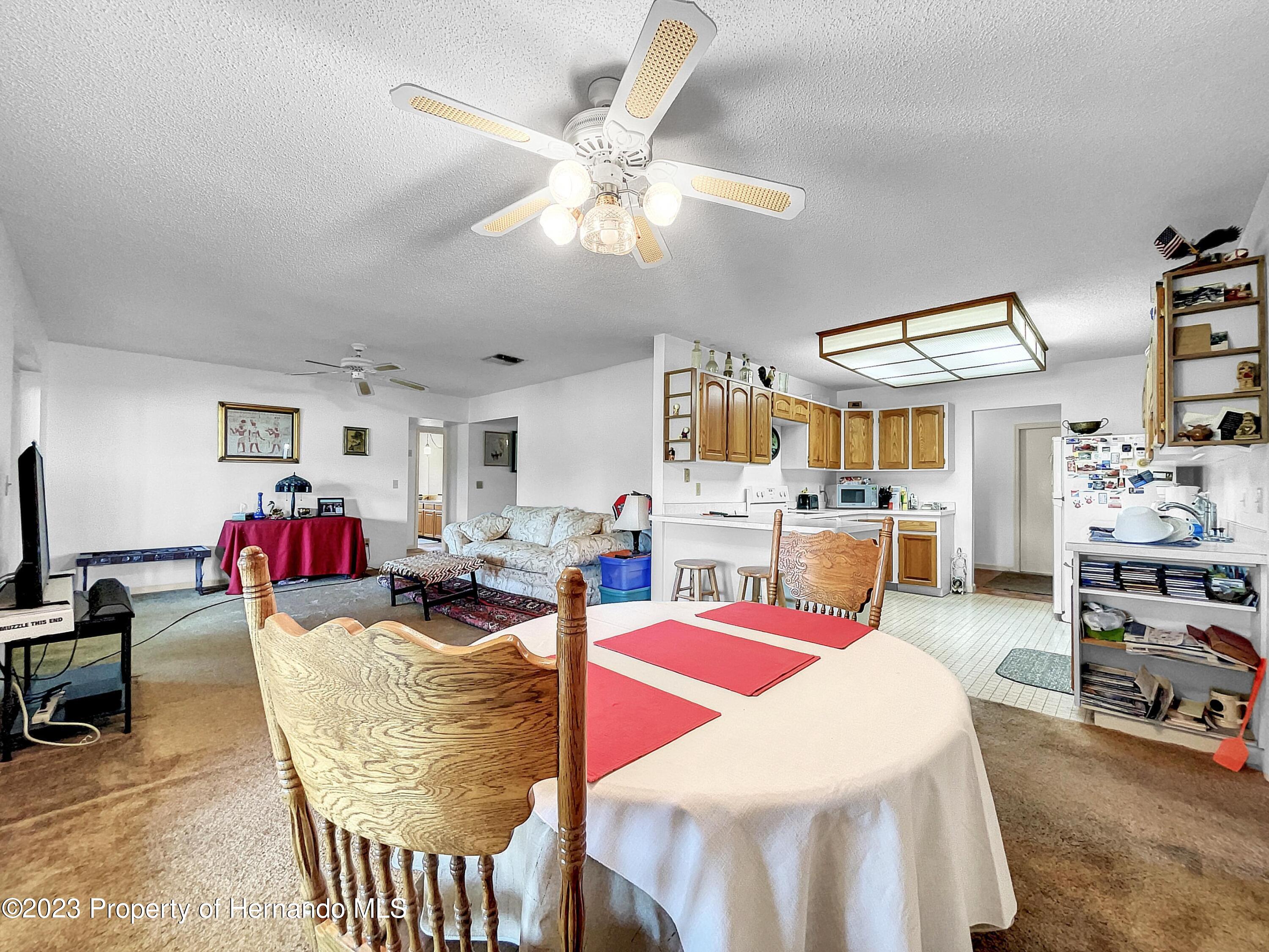 6136 Fairway Drive, Dade City, Florida image 22