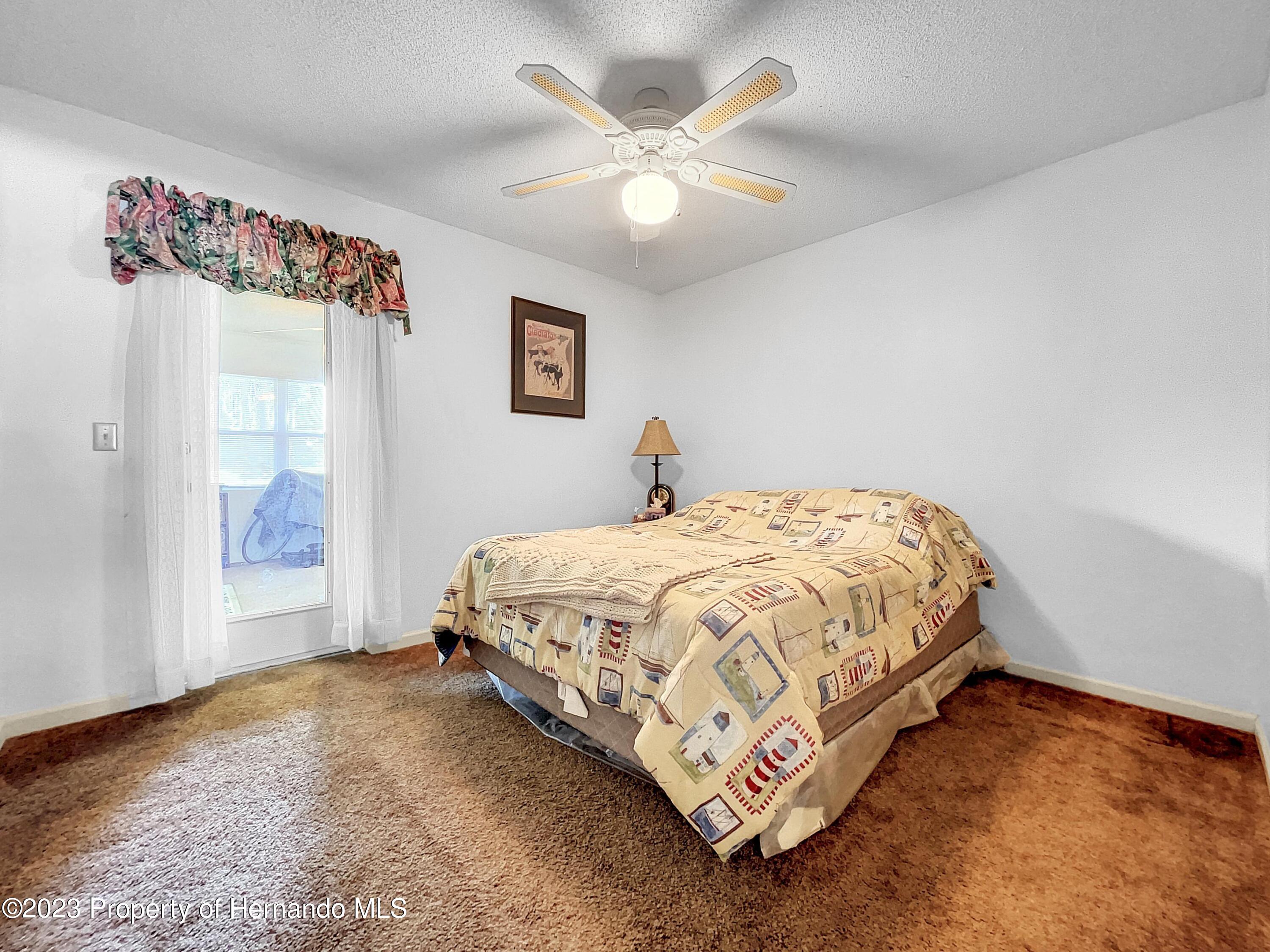 6136 Fairway Drive, Dade City, Florida image 27