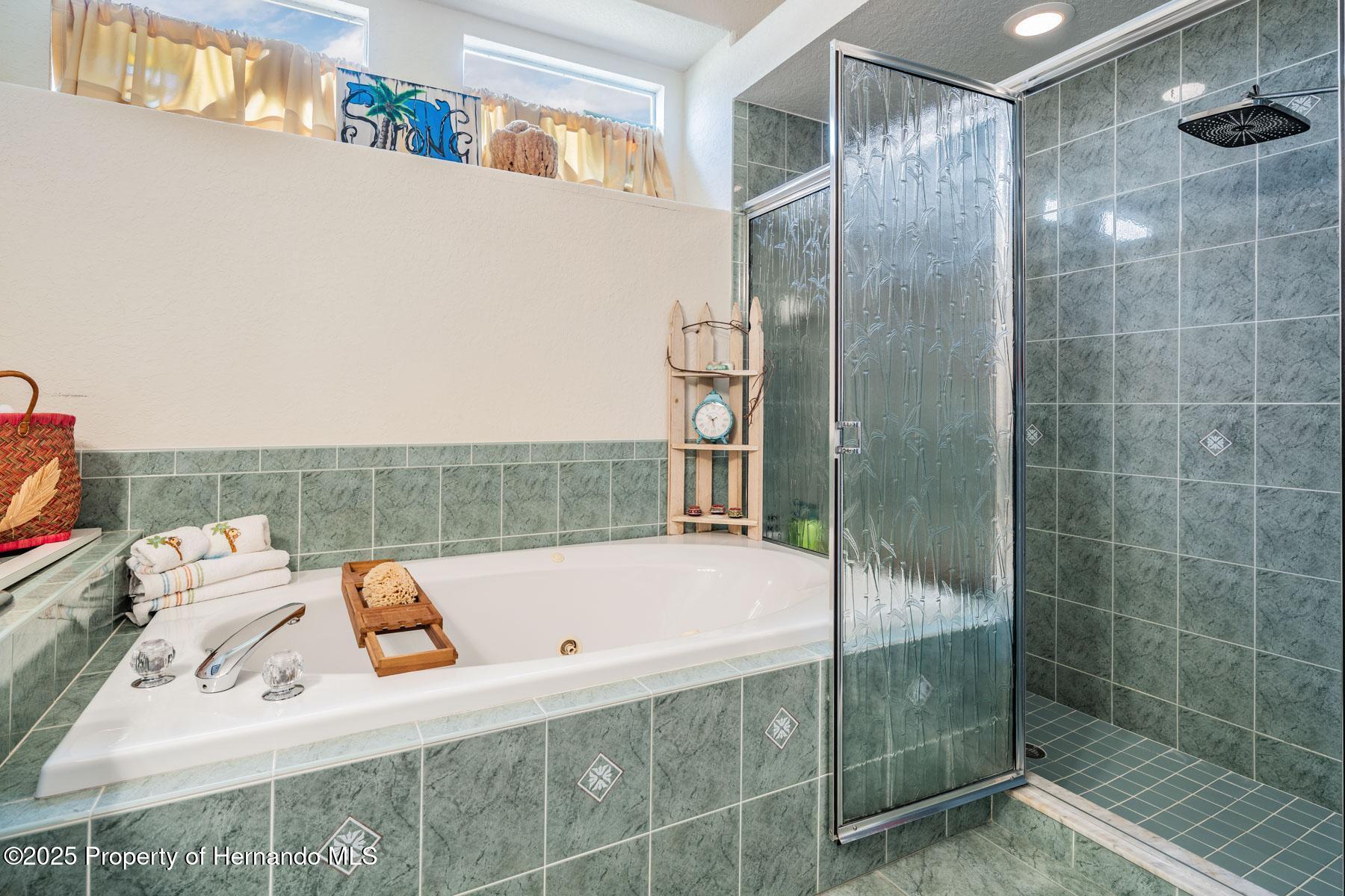 5088 Championship Cup Lane, Spring Hill, Florida image 32