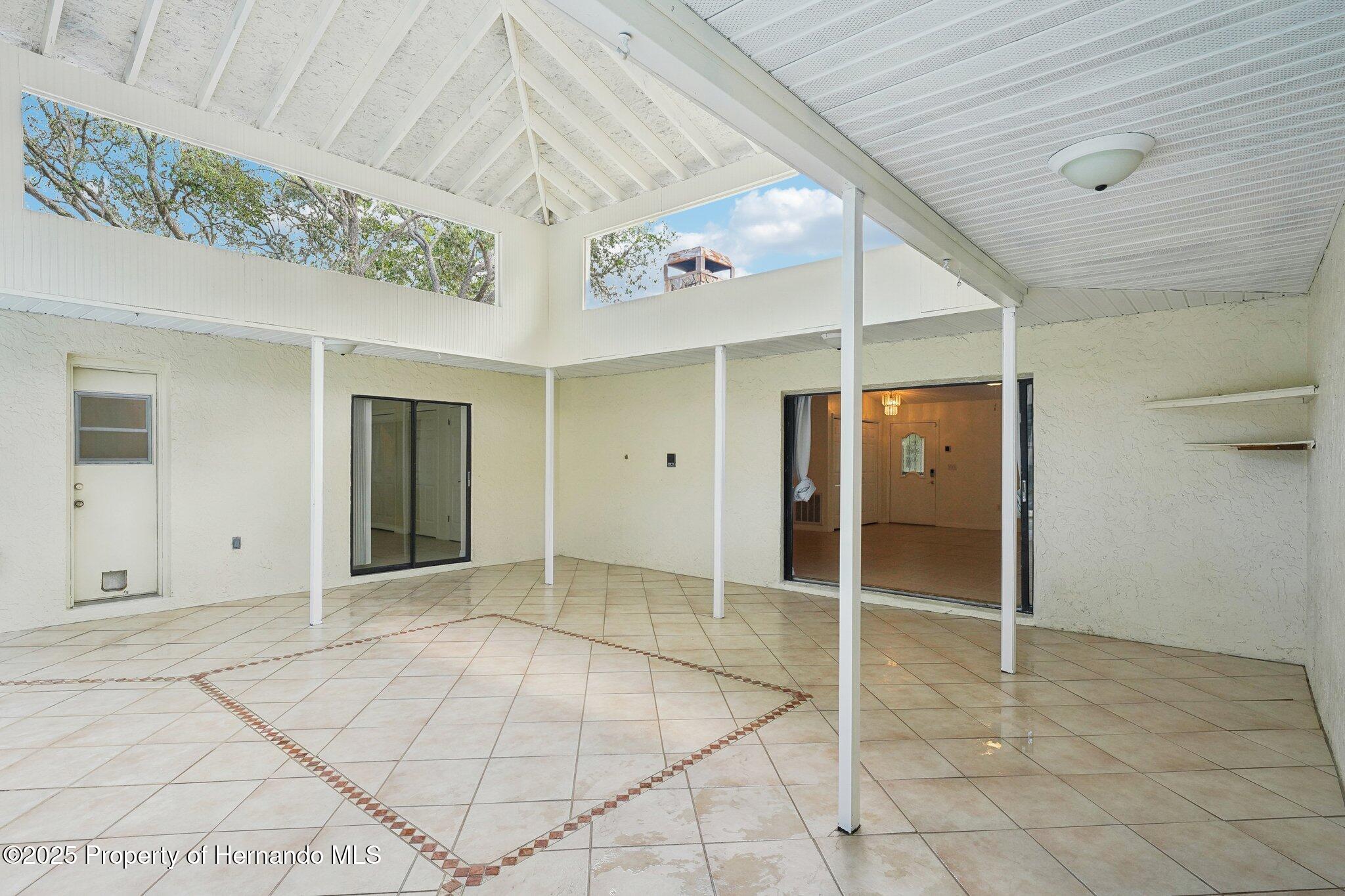 18633 Oak Way Drive, Hudson, Florida image 43