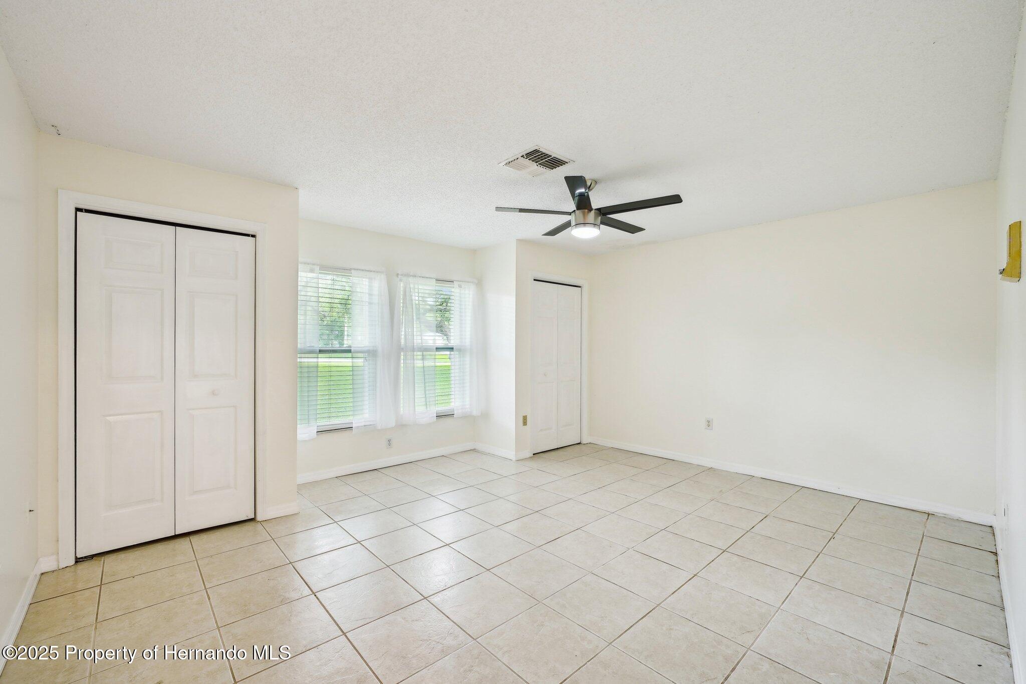 18633 Oak Way Drive, Hudson, Florida image 23