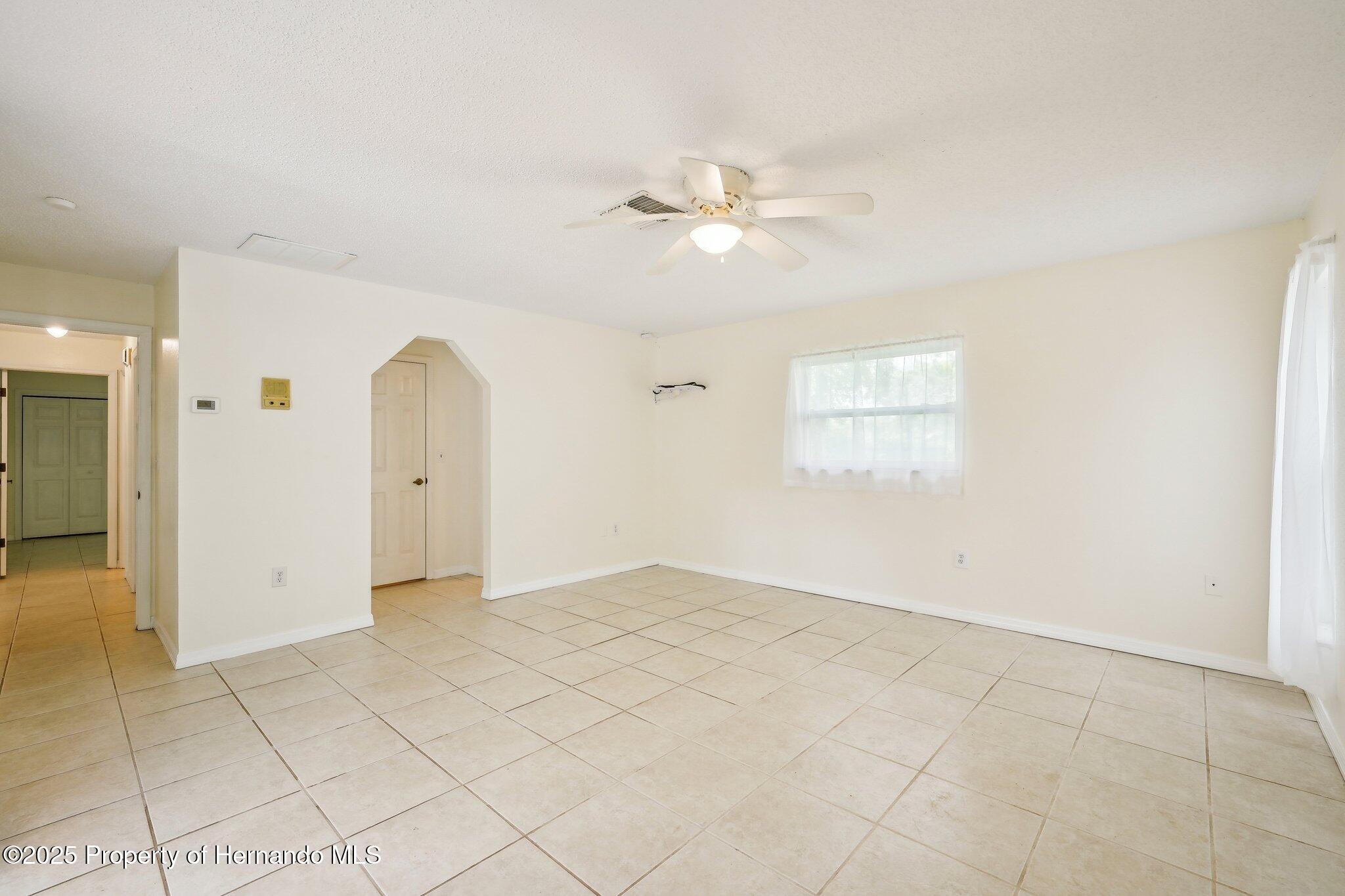 18633 Oak Way Drive, Hudson, Florida image 28