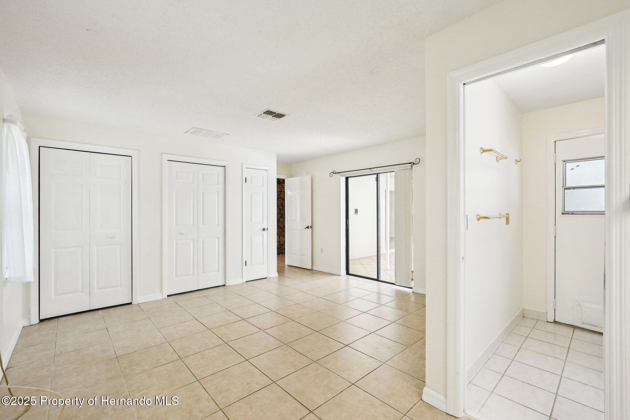 18633 Oak Way Drive, Hudson, Florida image 34