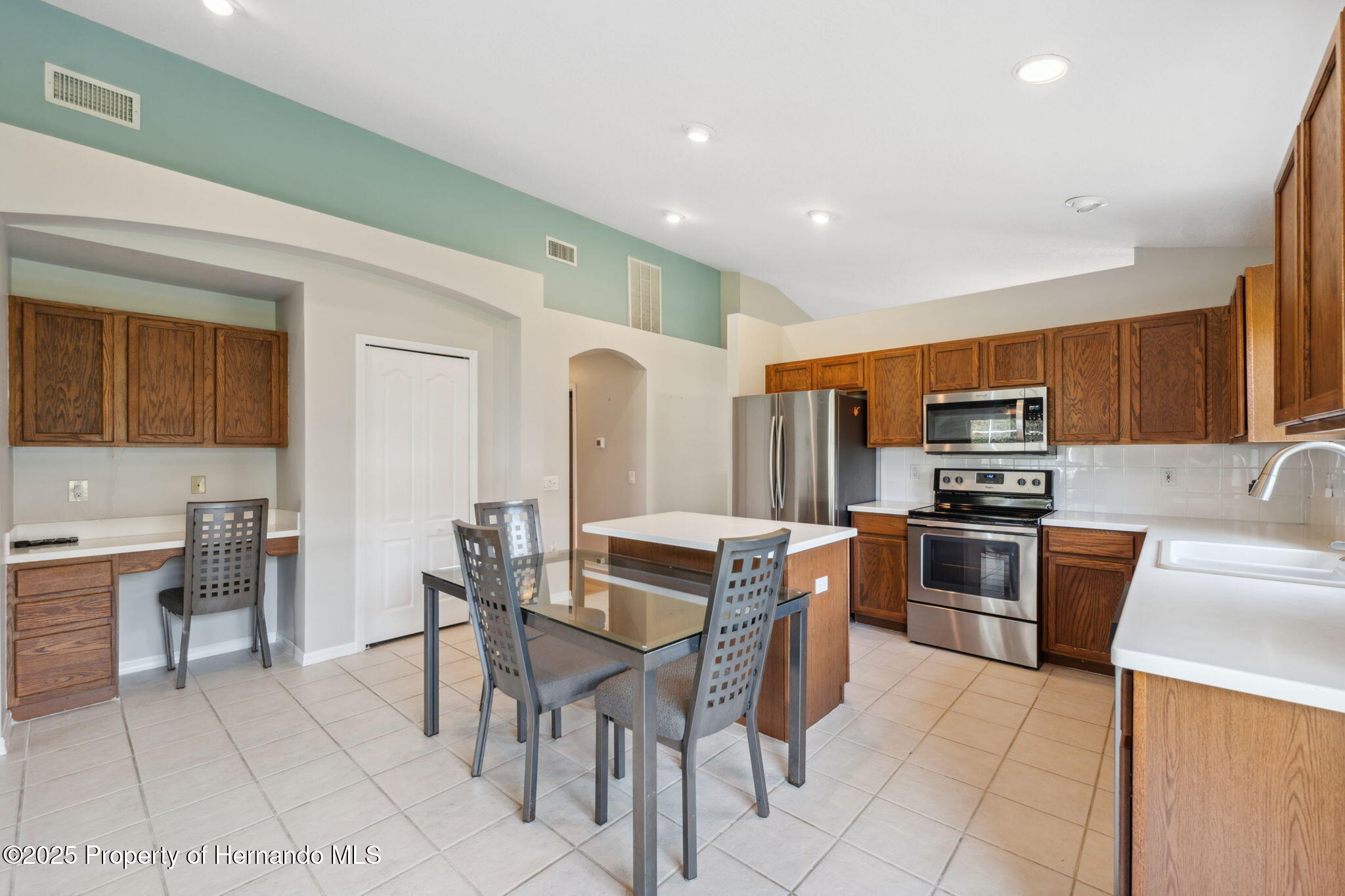11631 Wayside Willow Court, Hudson, Florida image 18