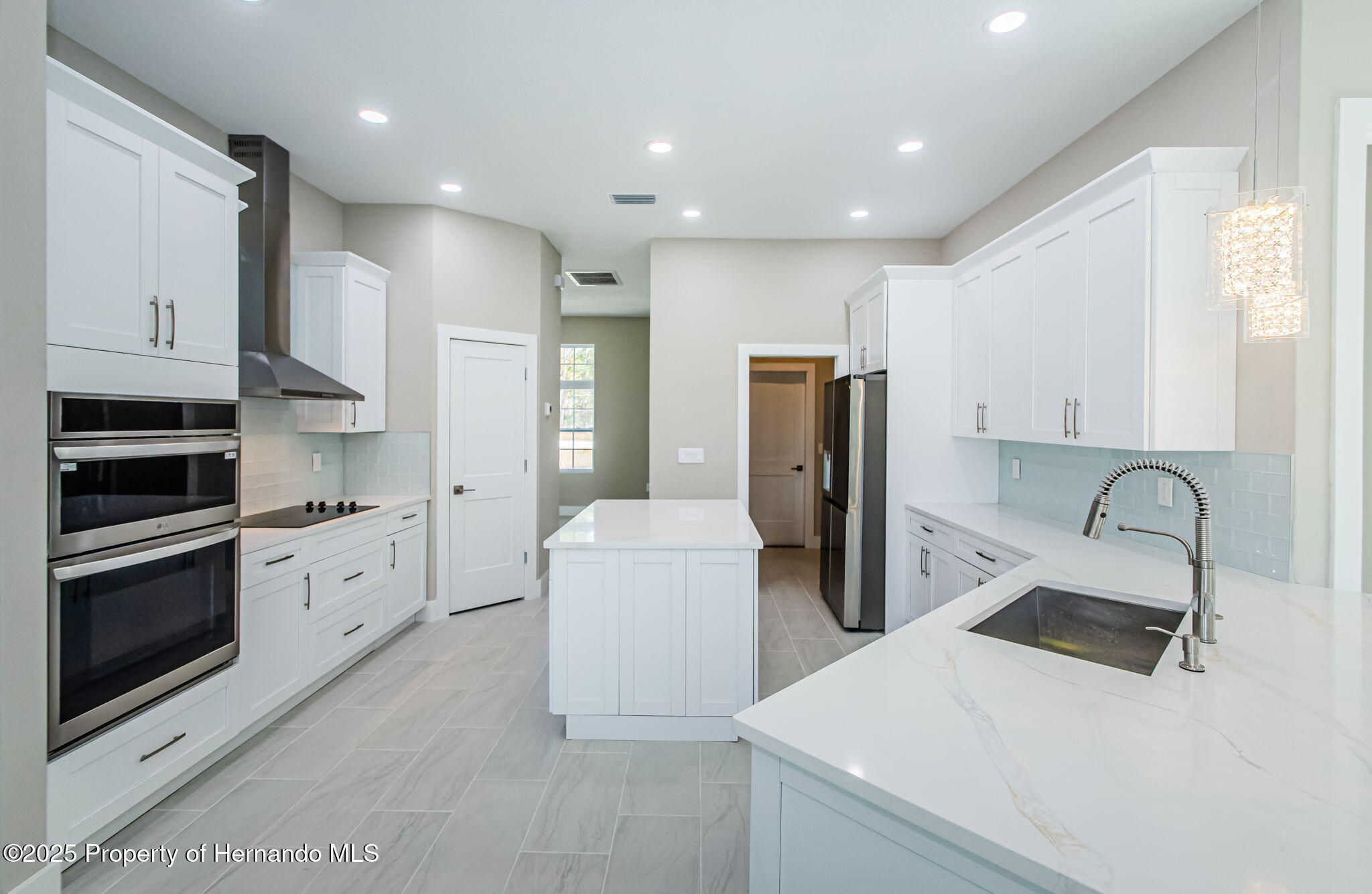 16117 Medrick Road, Weeki Wachee, Florida image 7