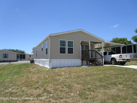 Mobile Home For Sale - 8447 Moonlight Avenue #3<br/> Brooksville, FL 34613