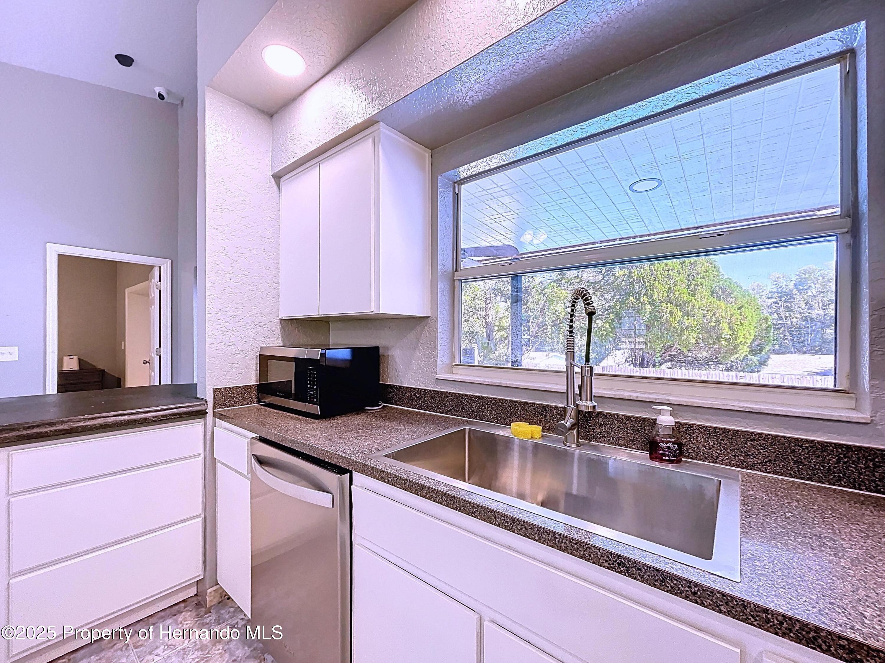 6158 Sumter Drive, Brooksville, Florida image 45