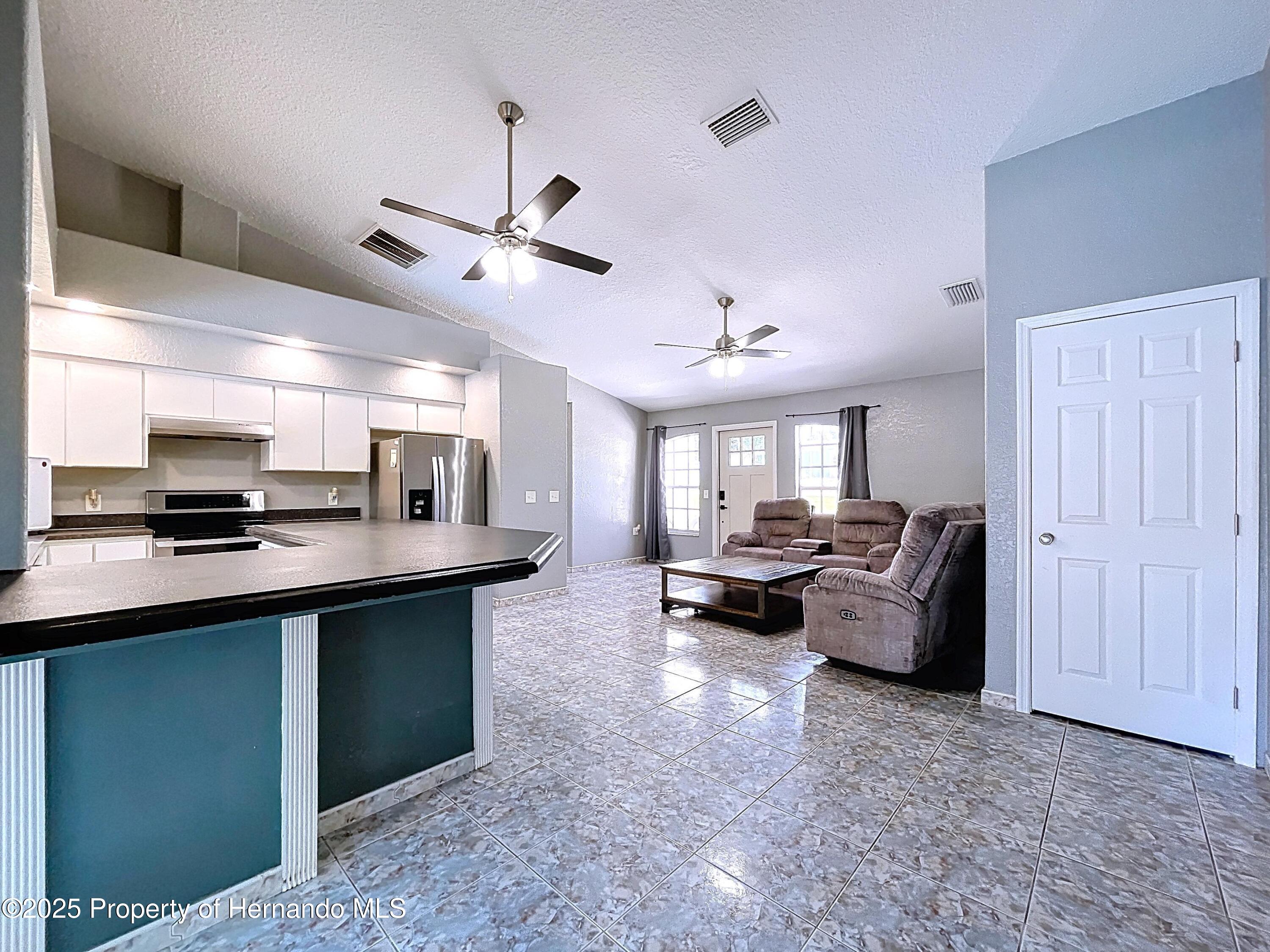 6158 Sumter Drive, Brooksville, Florida image 17