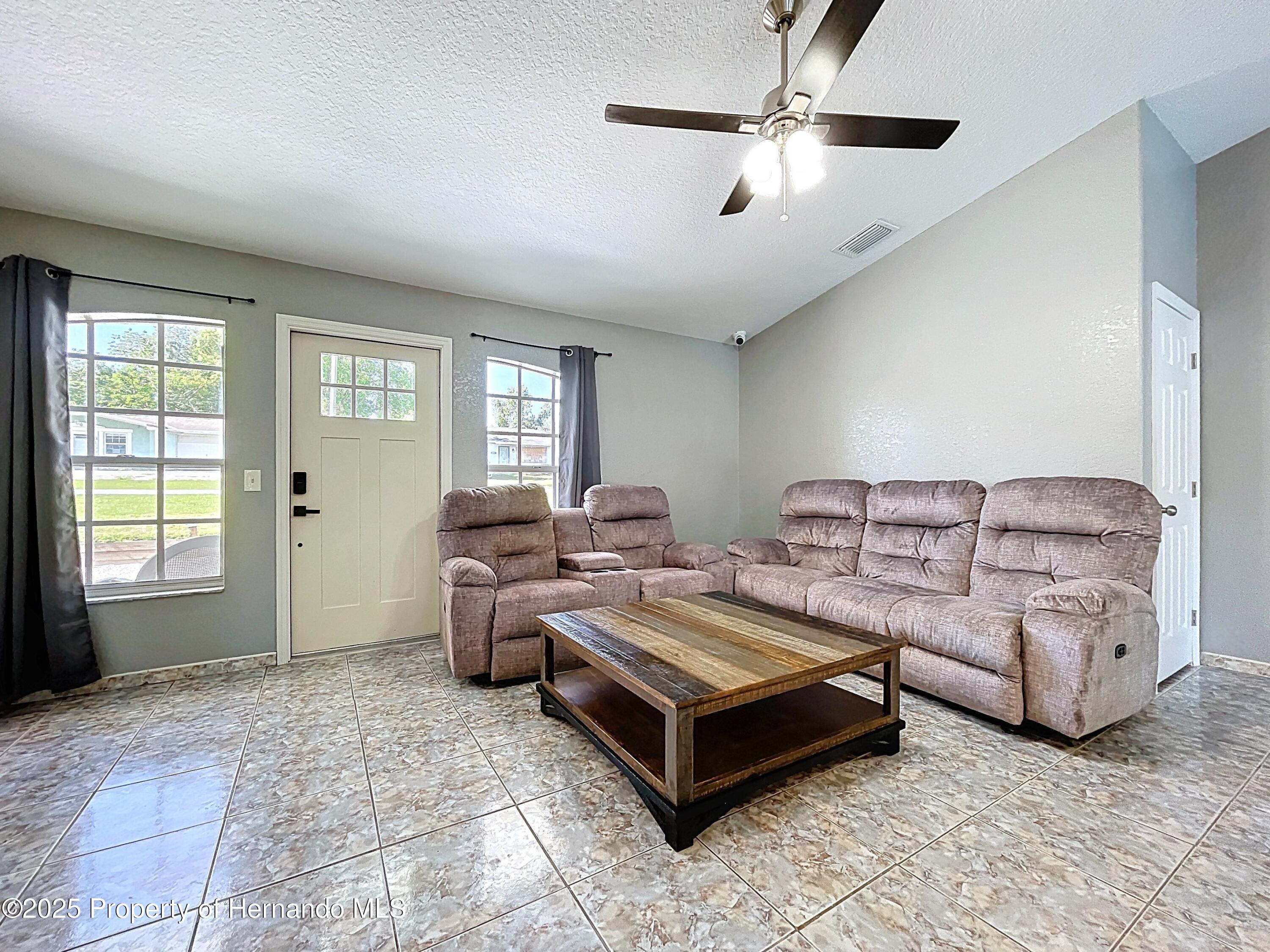6158 Sumter Drive, Brooksville, Florida image 40