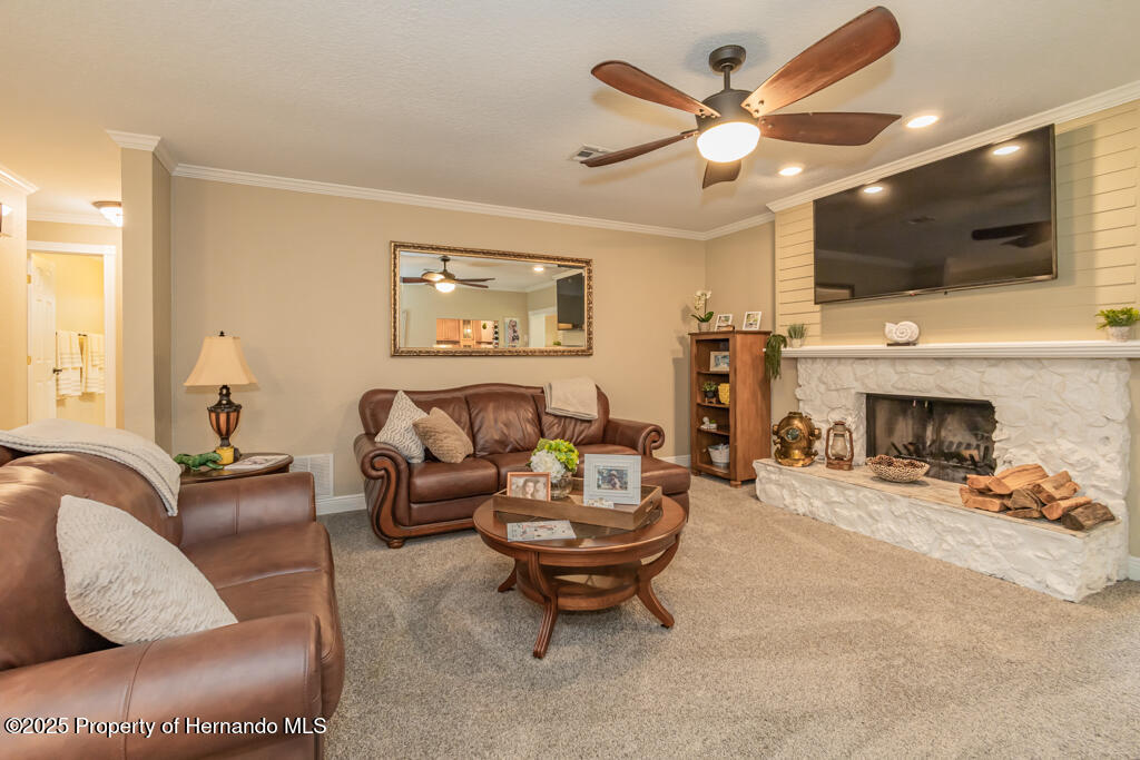 Ocala, Florida 34480, United States, 4 Bedrooms Bedrooms, ,3 BathroomsBathrooms,Residential,Active,204588