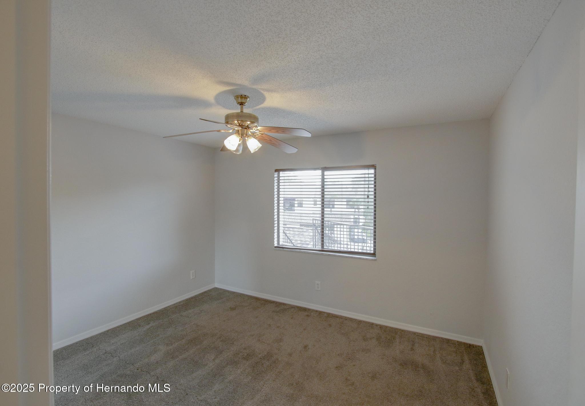 6583 River Run Boulevard, Weeki Wachee, Florida image 31