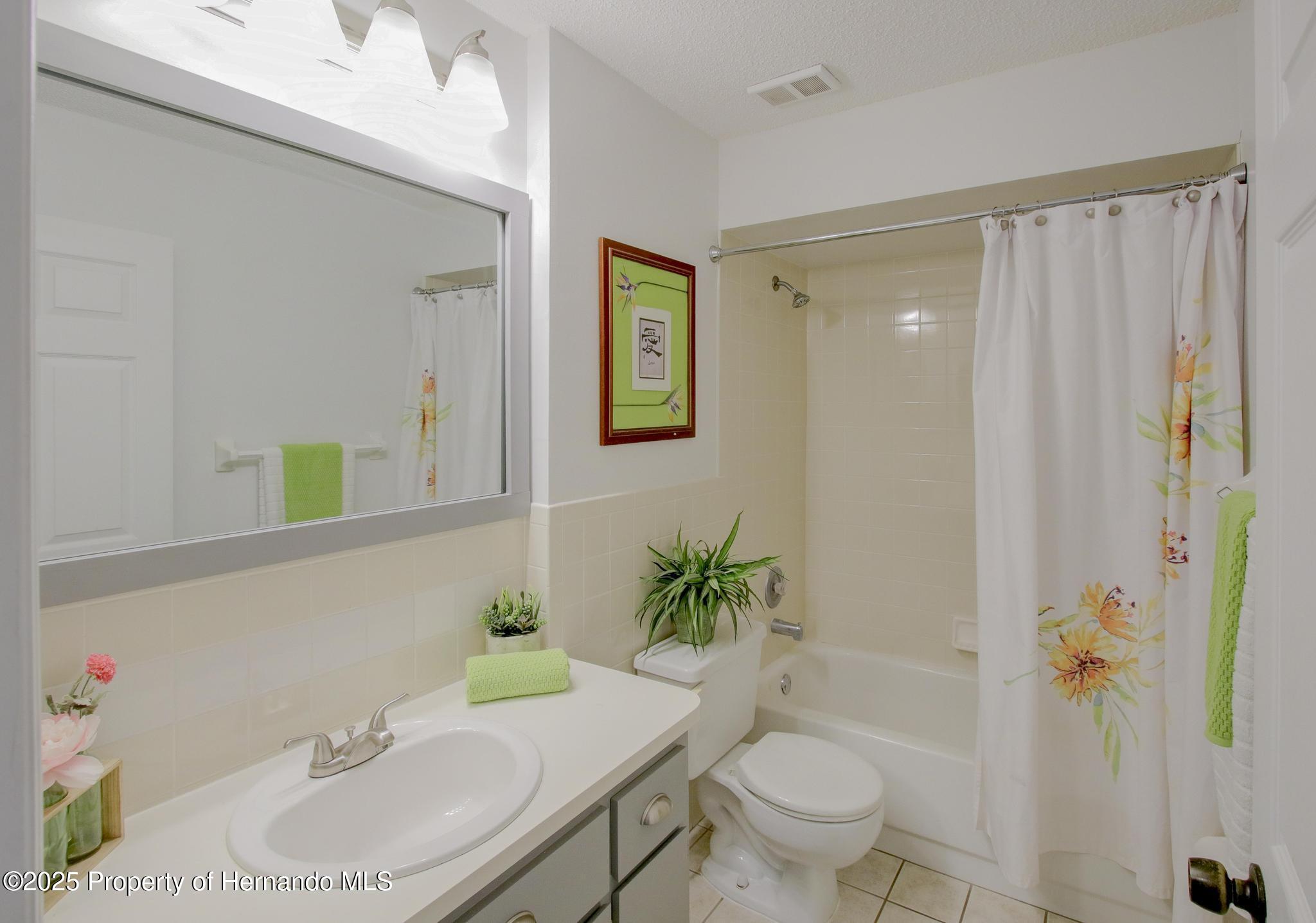6583 River Run Boulevard, Weeki Wachee, Florida image 32