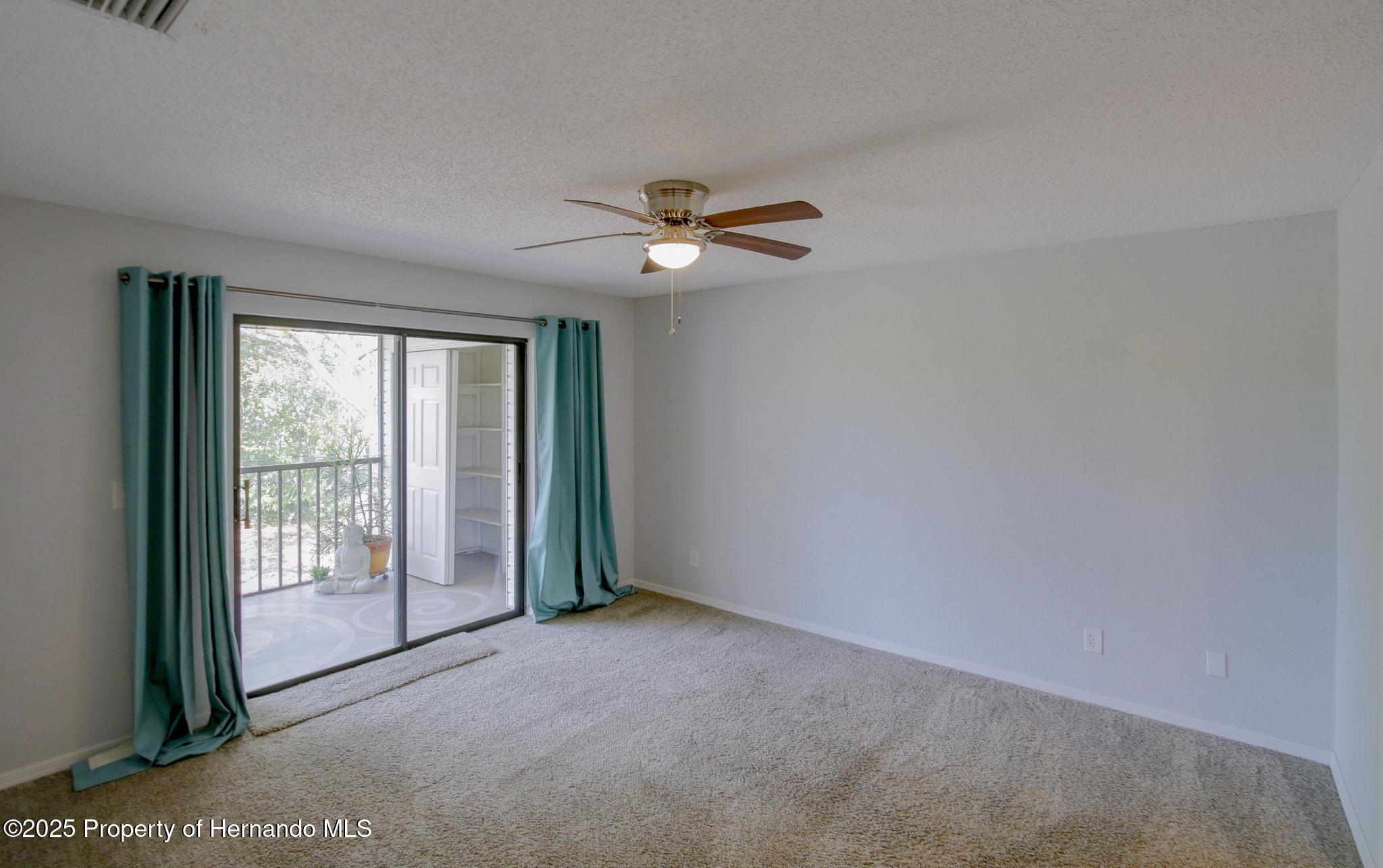 6583 River Run Boulevard, Weeki Wachee, Florida image 33