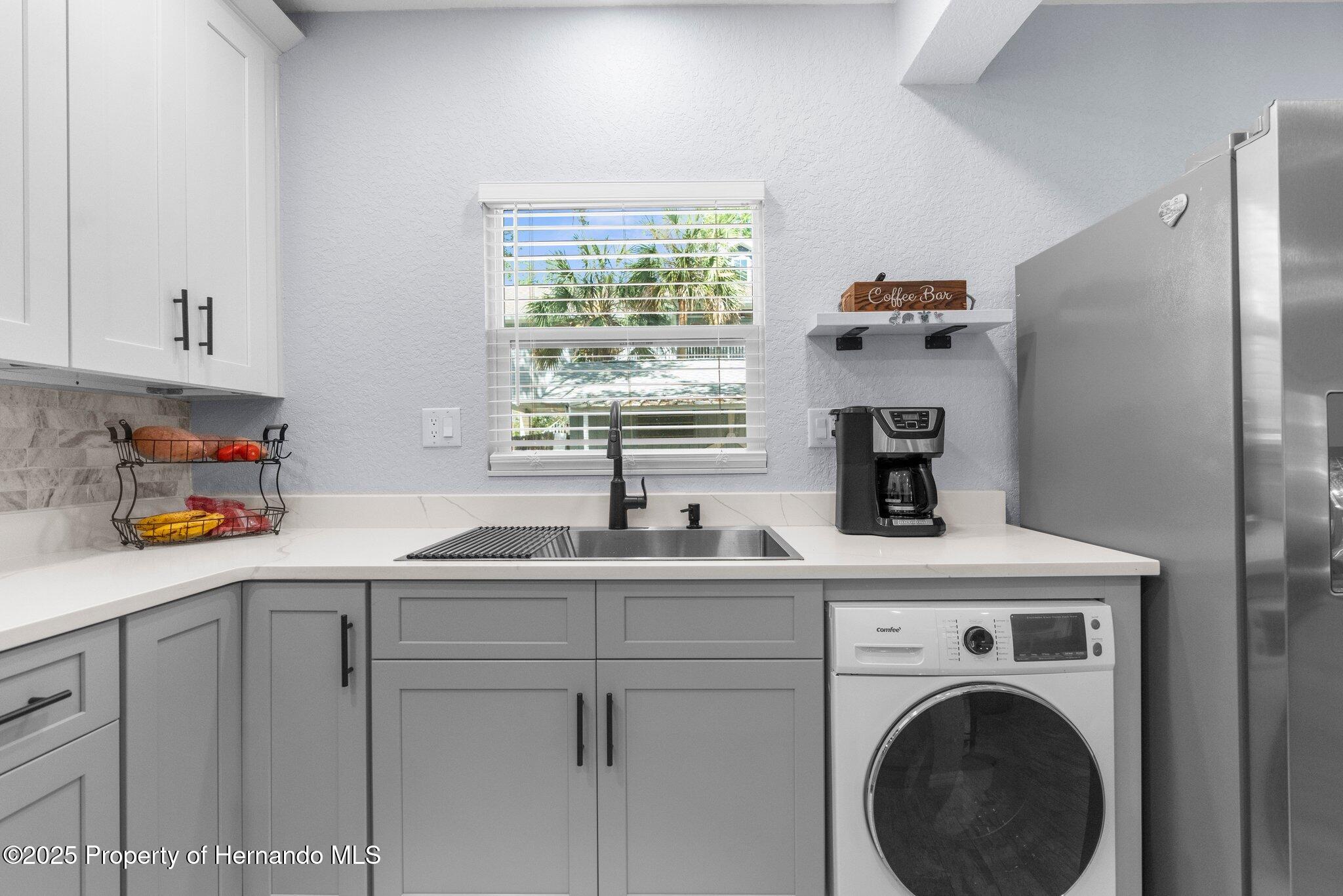 5421 Gay Street, Weeki Wachee, Florida image 21
