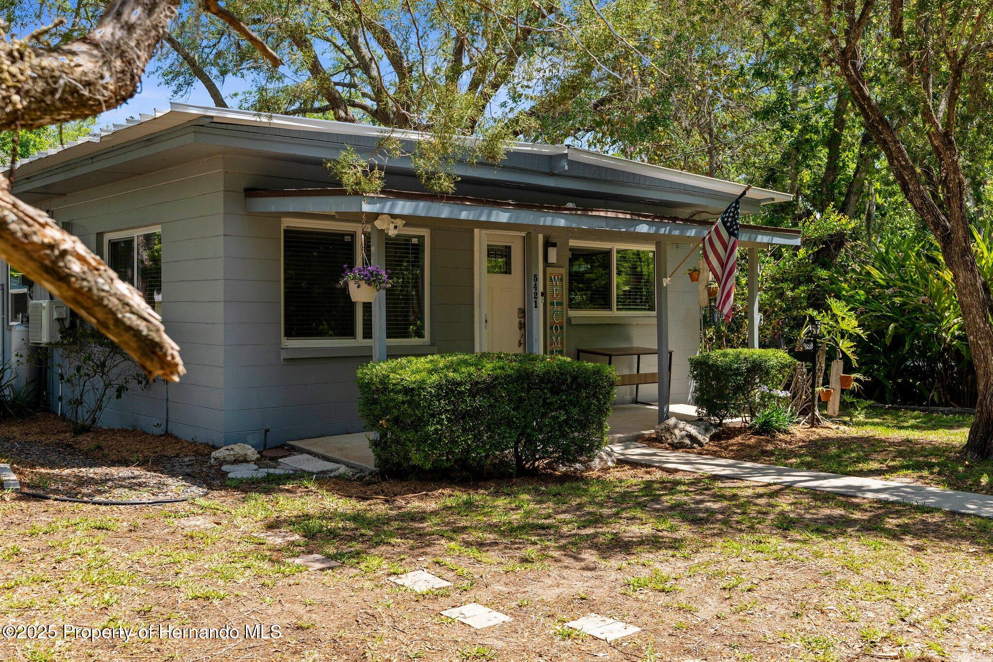 5421 Gay Street, Weeki Wachee, Florida image 3