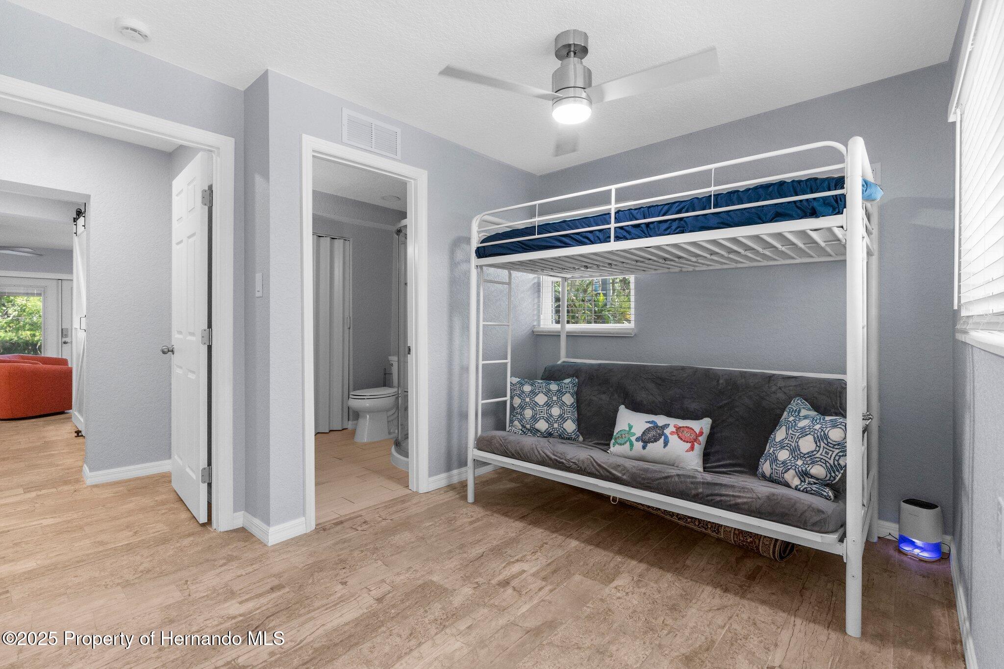 5421 Gay Street, Weeki Wachee, Florida image 34