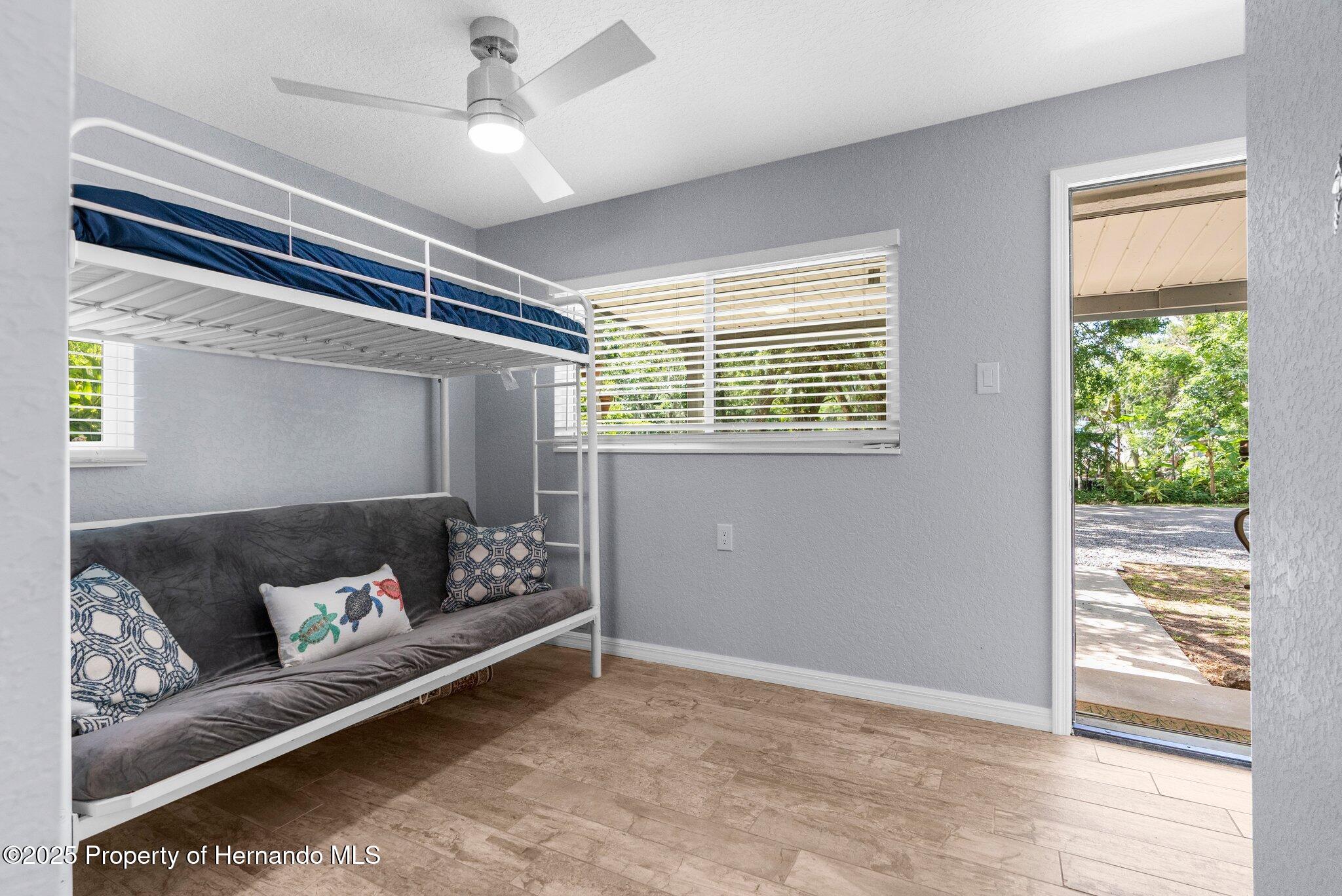 5421 Gay Street, Weeki Wachee, Florida image 33