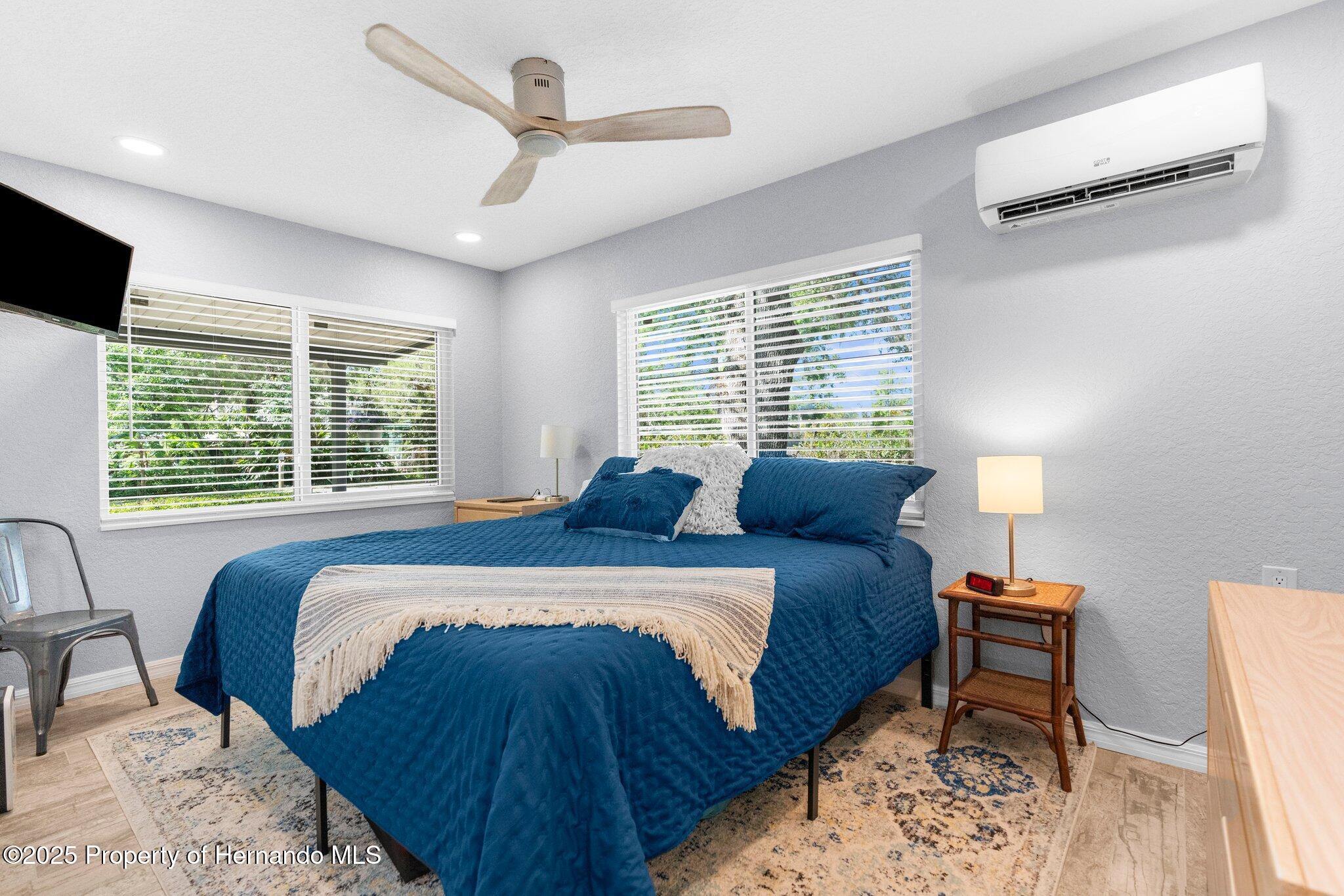 5421 Gay Street, Weeki Wachee, Florida image 26
