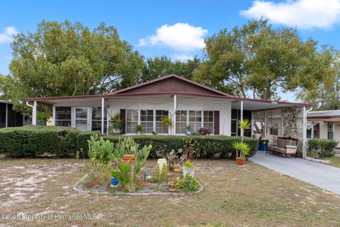 Mobile Home For Sale - 12118 Fairway Avenue<br/> Hernando County, Brooksville, FL 34613