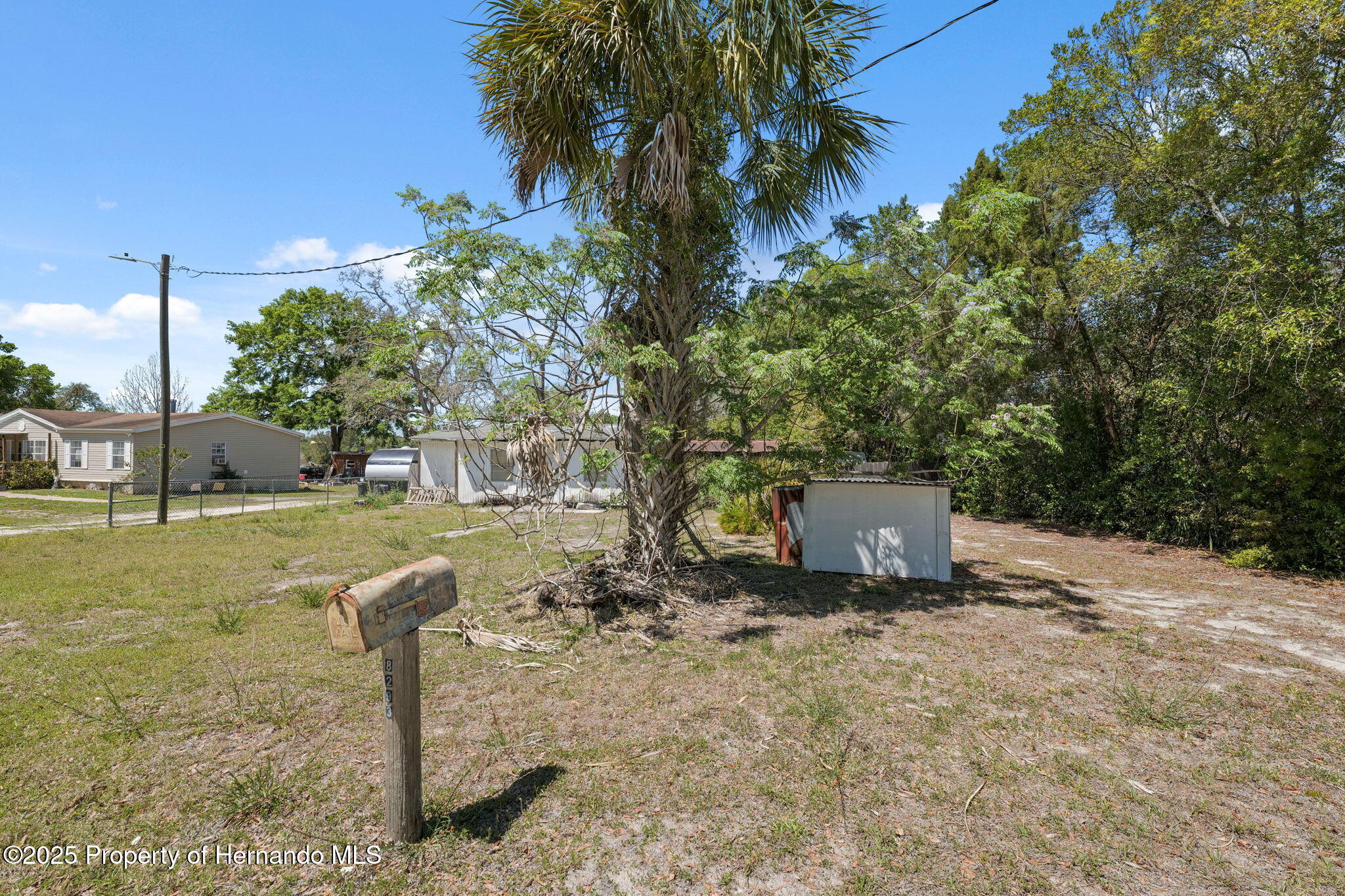 8293 Normandy Drive, Weeki Wachee, Florida image 14
