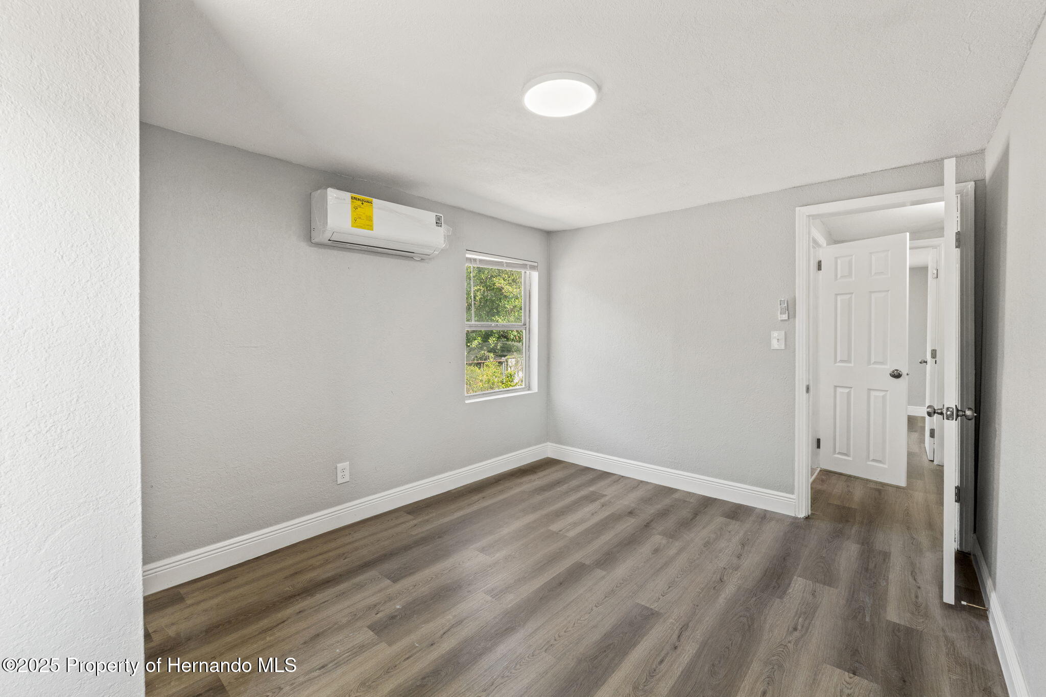 6418 E 23rd Avenue, Tampa, Florida image 17