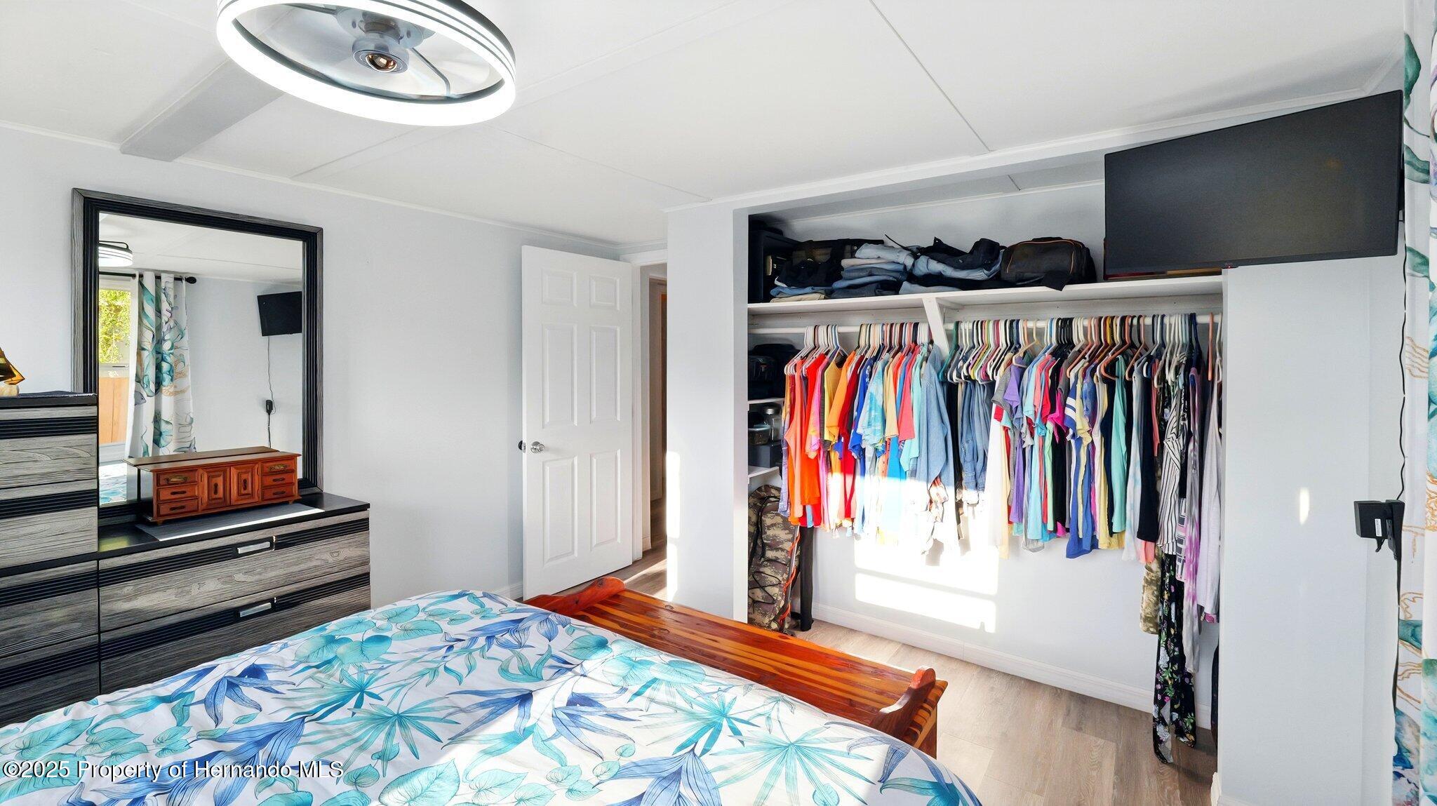 5527 Darlene Street, Weeki Wachee, Florida image 13