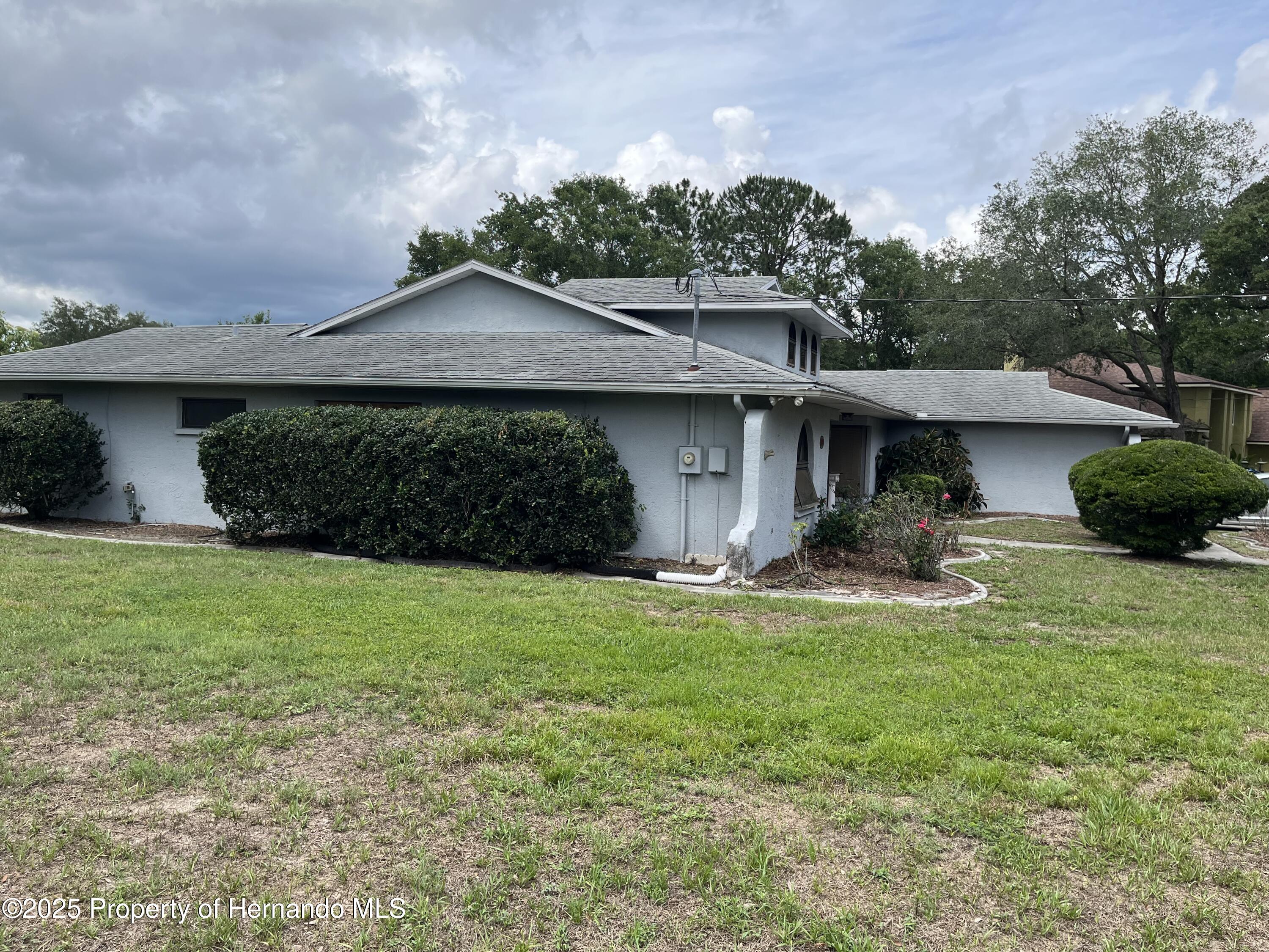 8005 Truce Circle, Spring Hill, Florida image 3